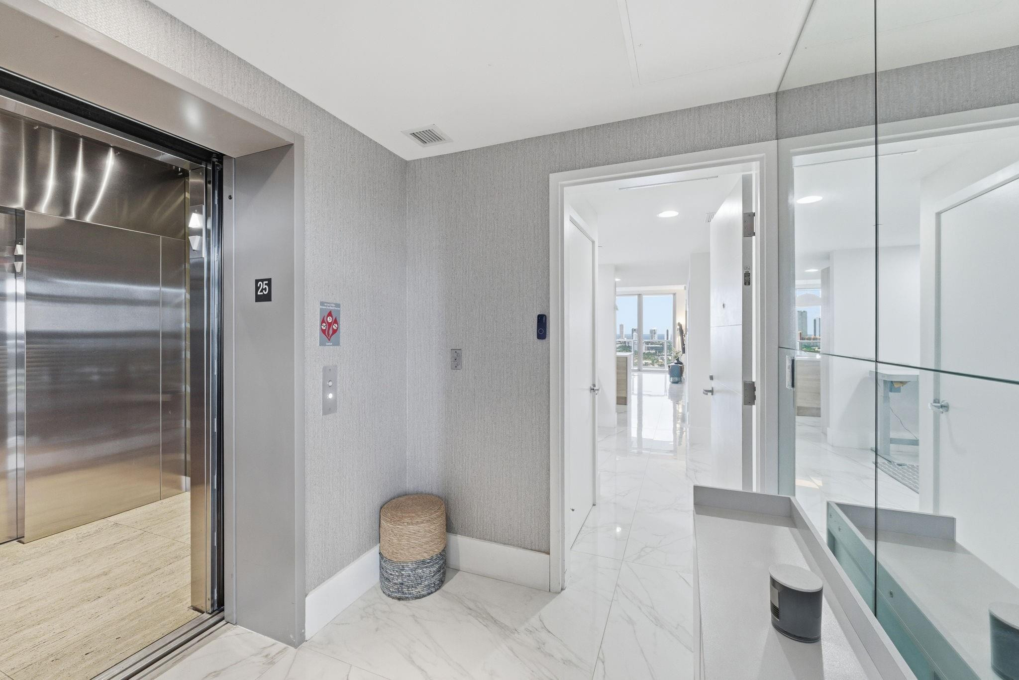 The Harbour Miami - Residential