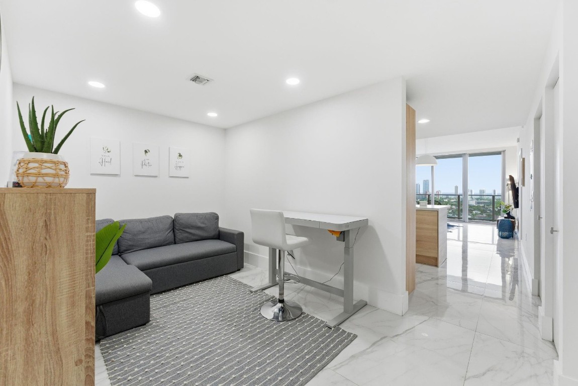 The Harbour Miami - Residential