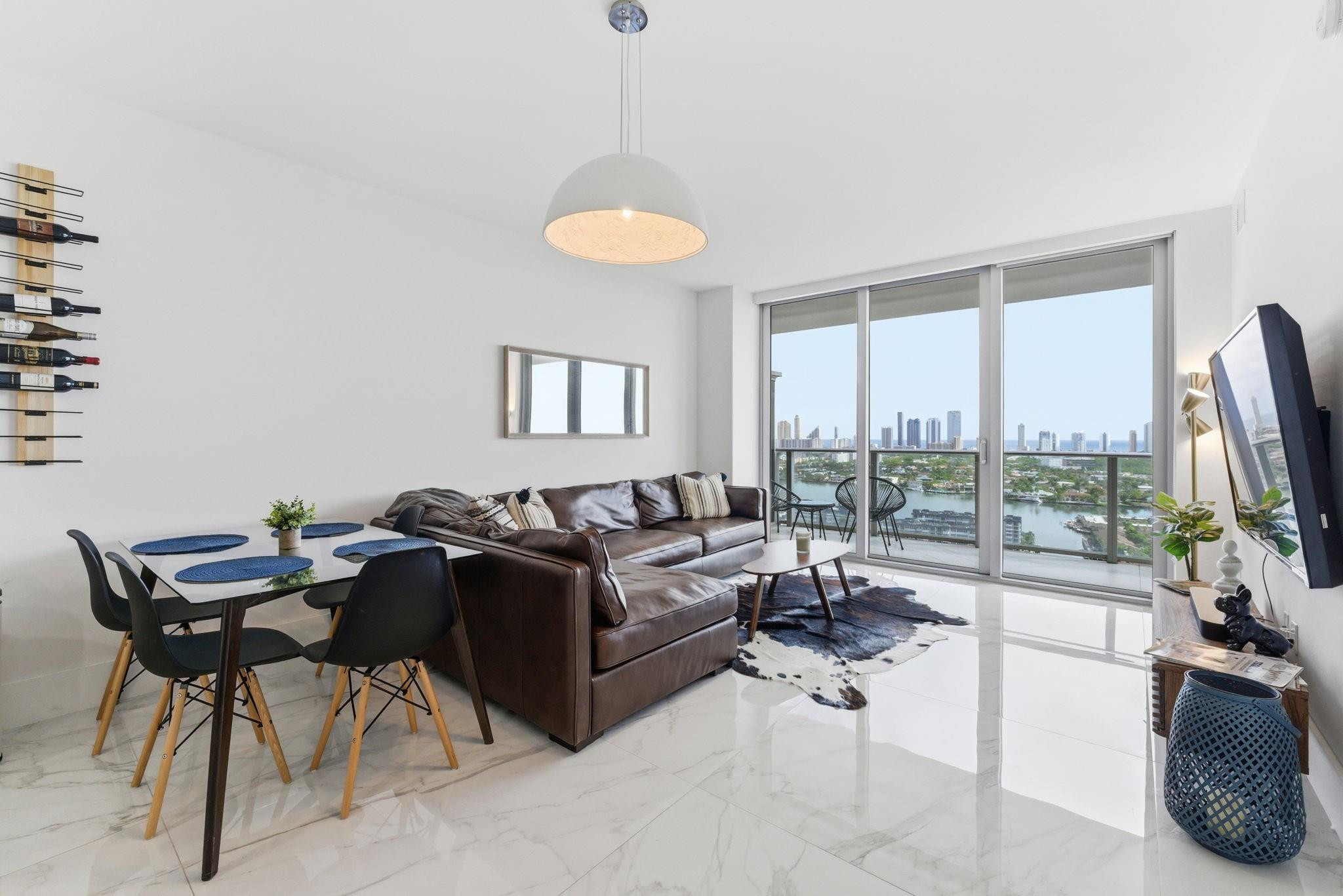 The Harbour Miami - Residential