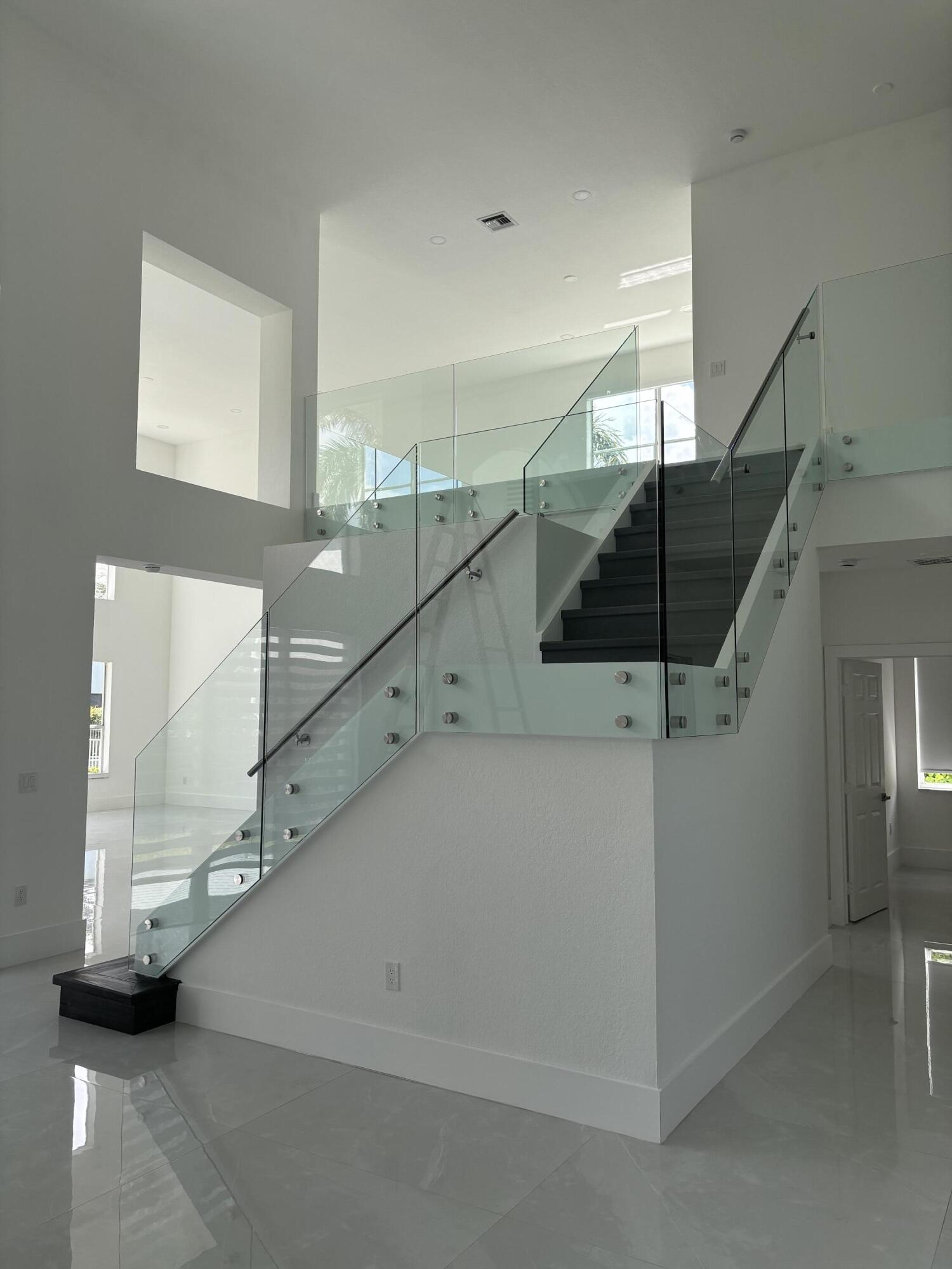 5227 SW 195th Terrace