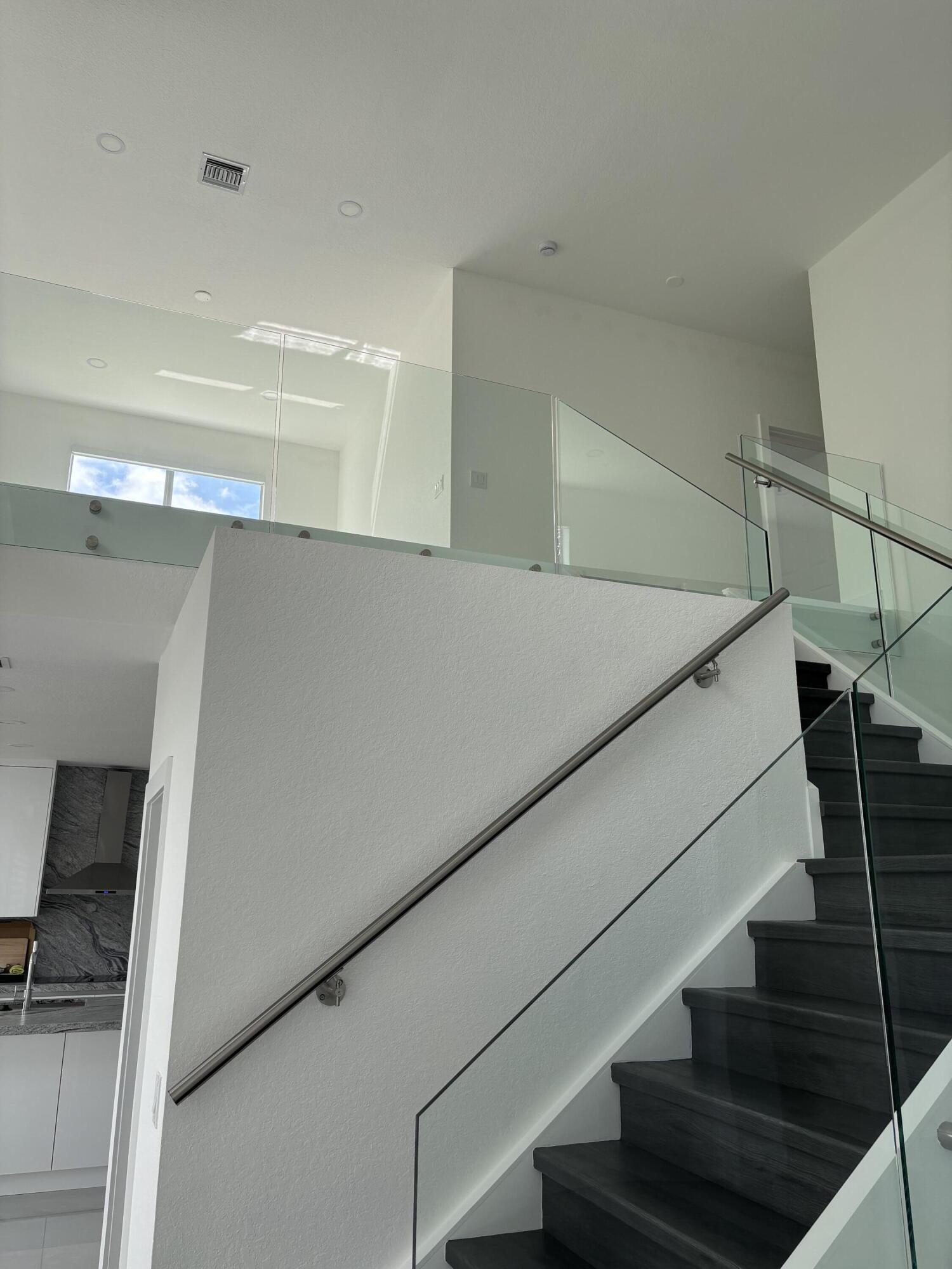 SUNSET LAKES PLAT THREE - Residential