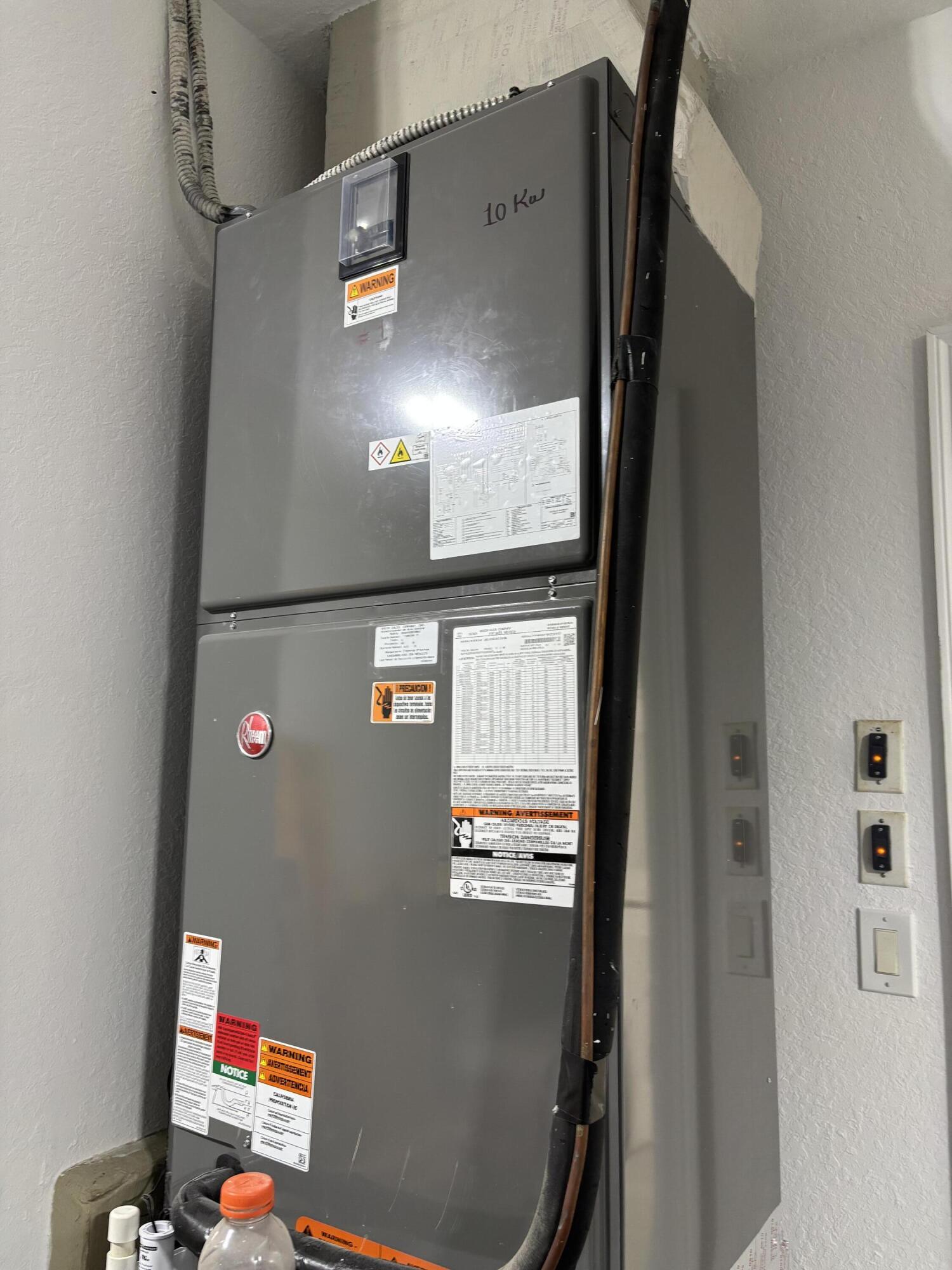 SUNSET LAKES PLAT THREE - Residential