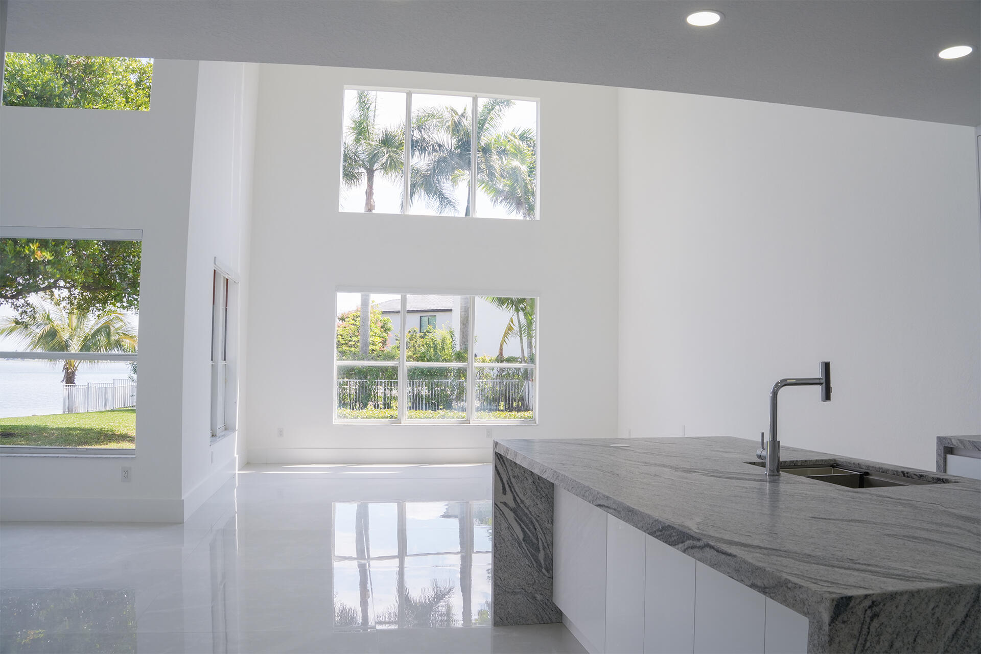 SUNSET LAKES PLAT THREE - Residential