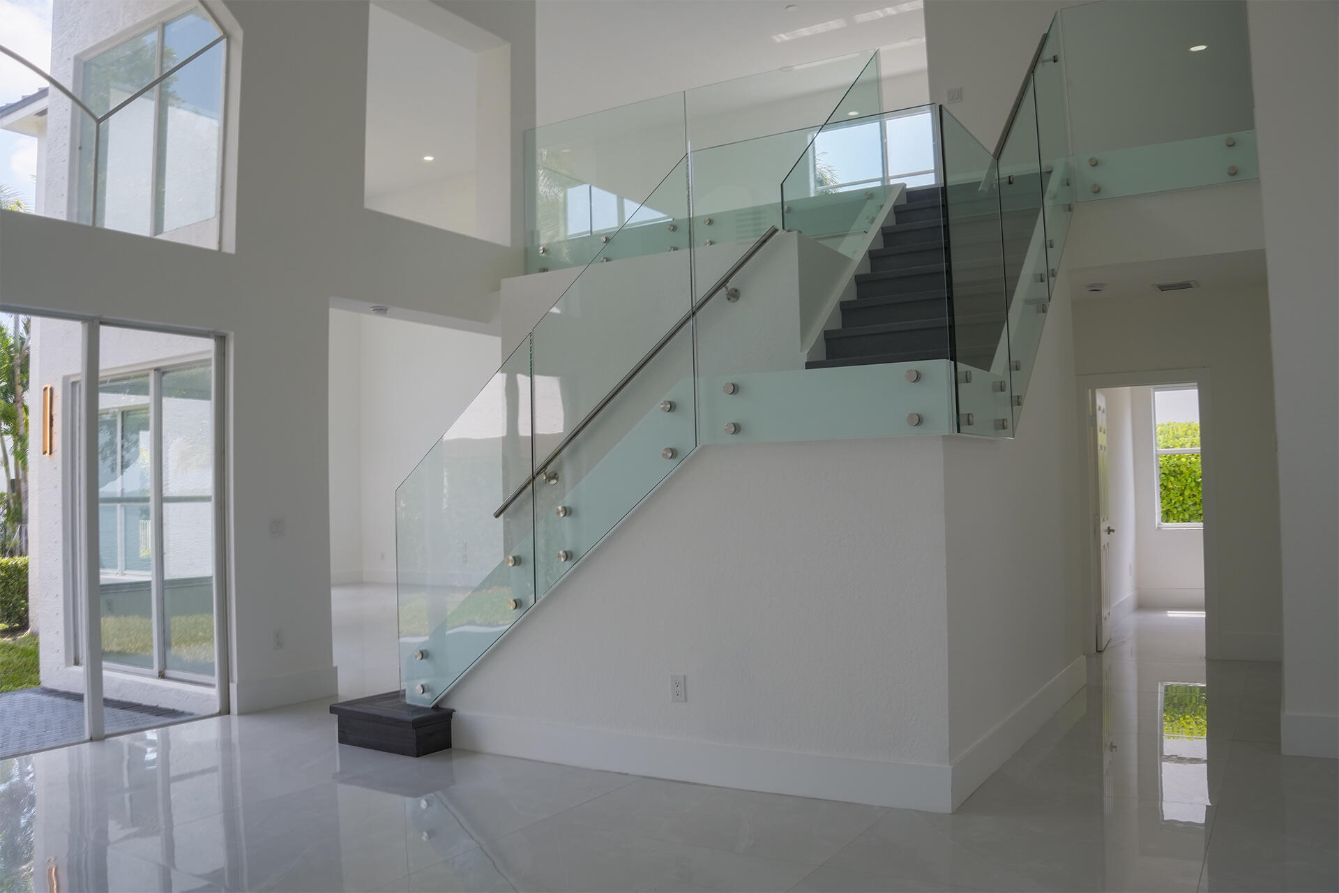 SUNSET LAKES PLAT THREE - Residential