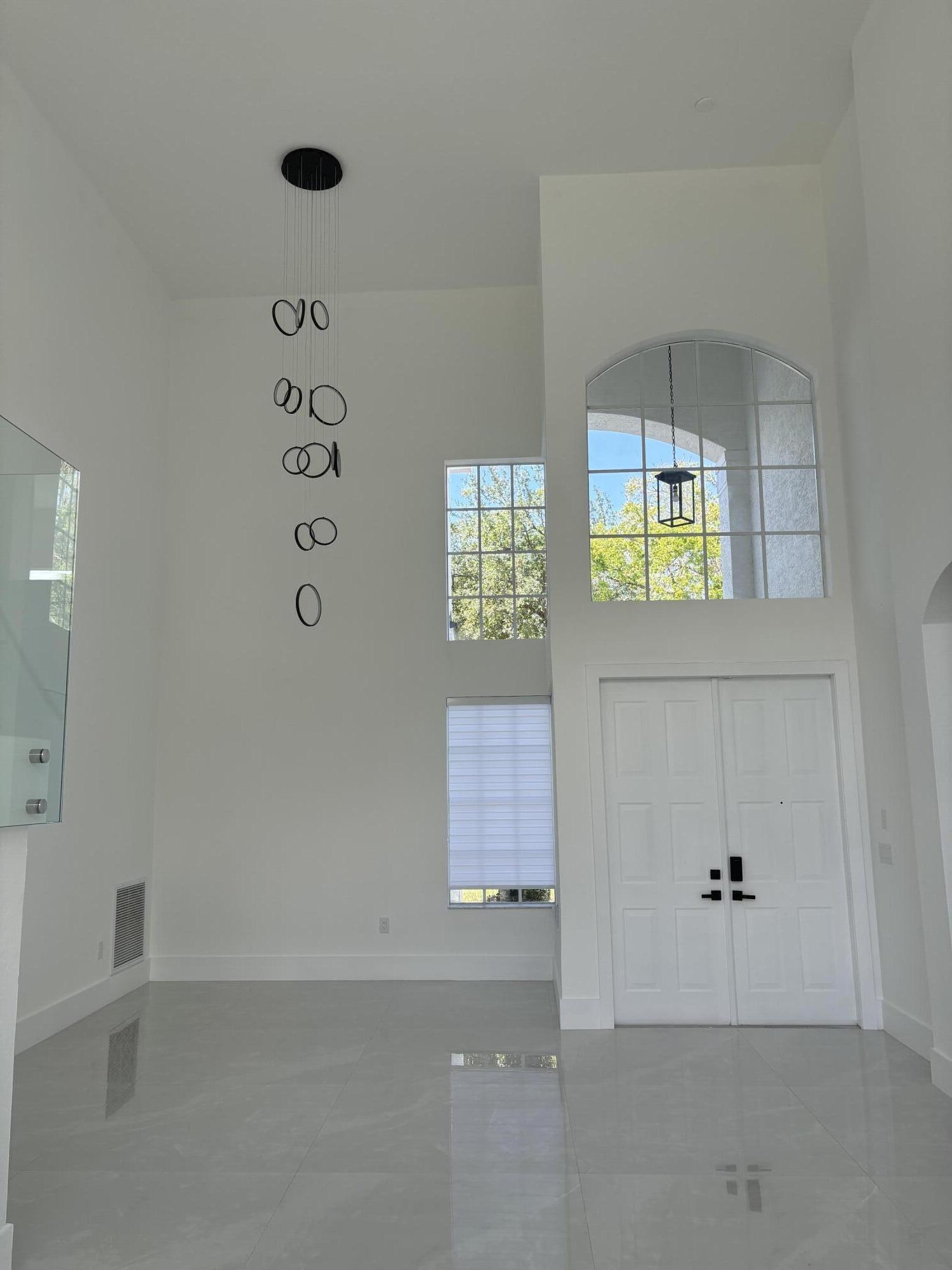 5227 SW 195th Terrace