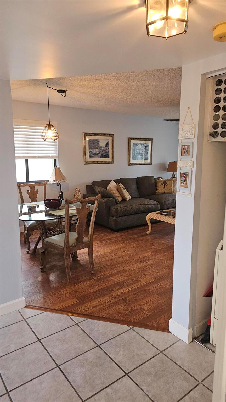 GRANDVIEW AT SPRING LAKES - Residential Lease