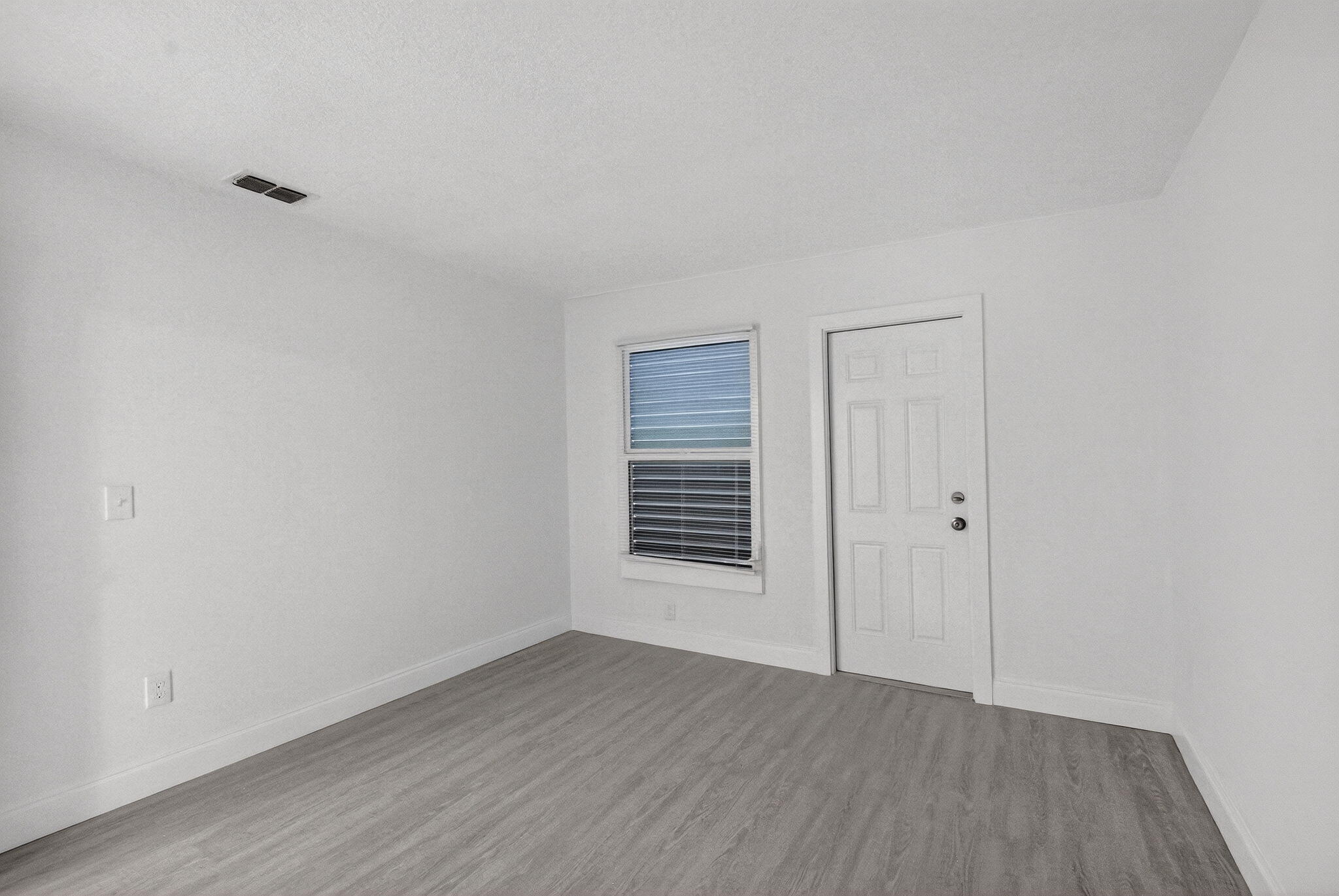 COUNTERPOINT ESTATES 9 - Residential