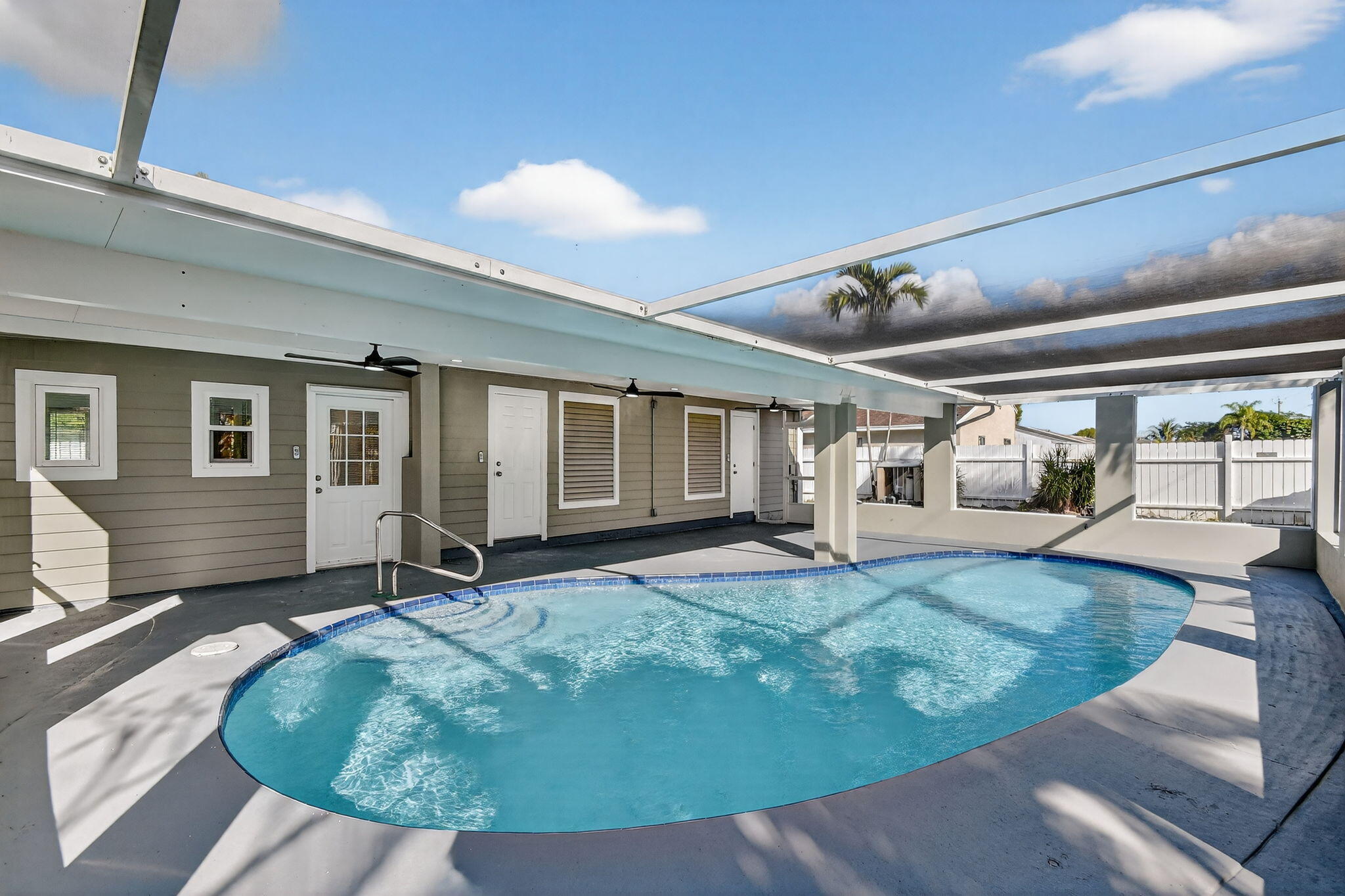 COUNTERPOINT ESTATES 9 - Residential