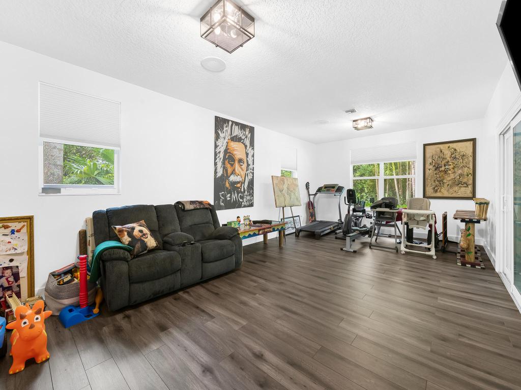 FIELDBROOK - Residential