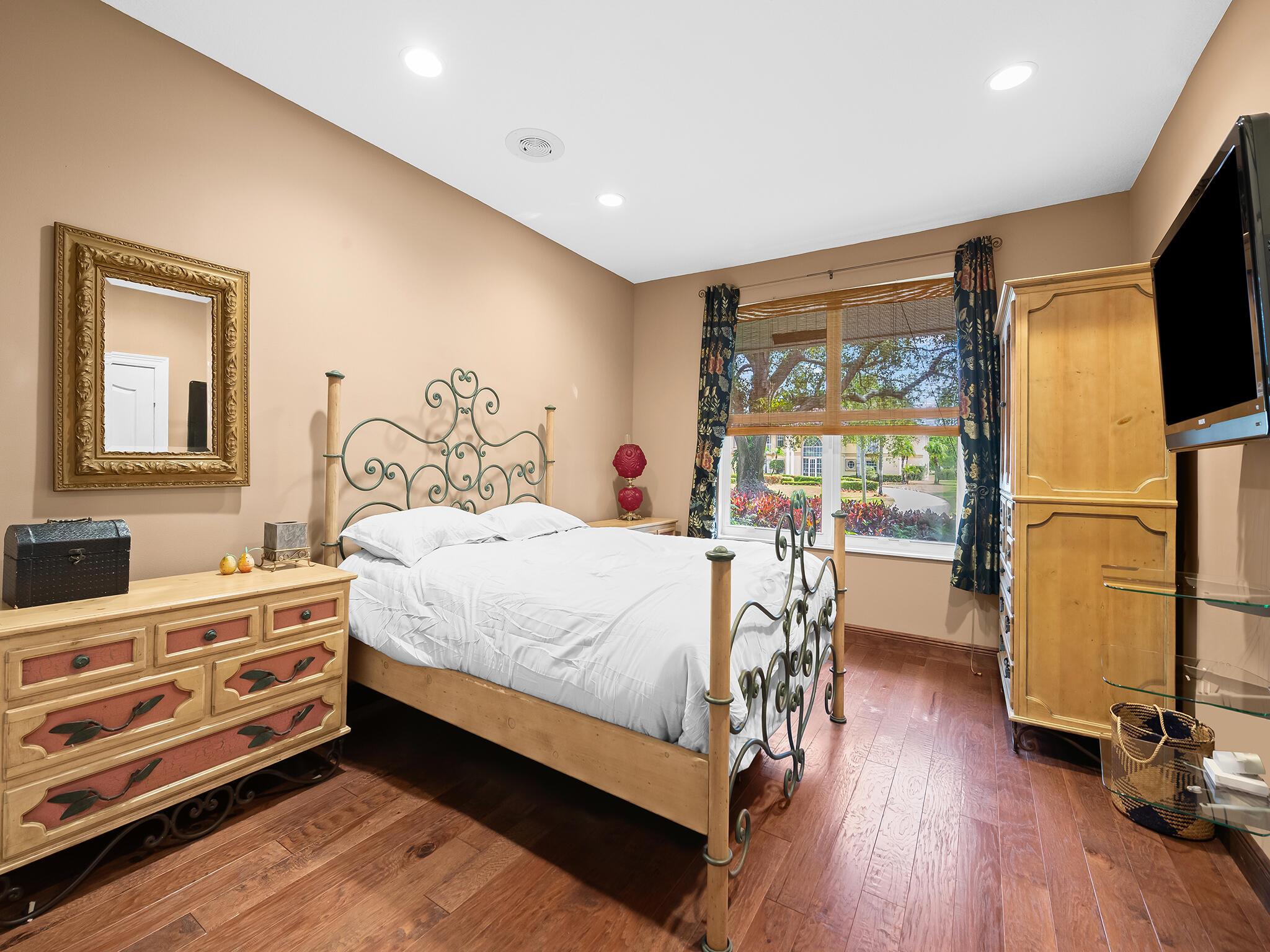 FIELDBROOK - Residential