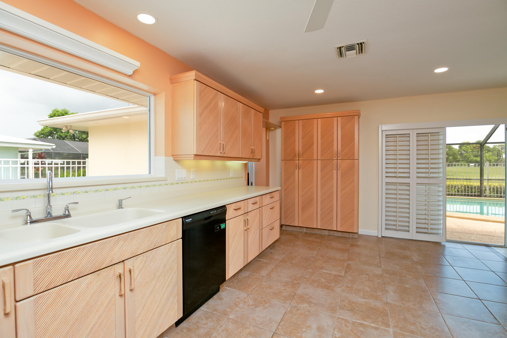 SANDPIPER BAY COMMUNITY - Residential