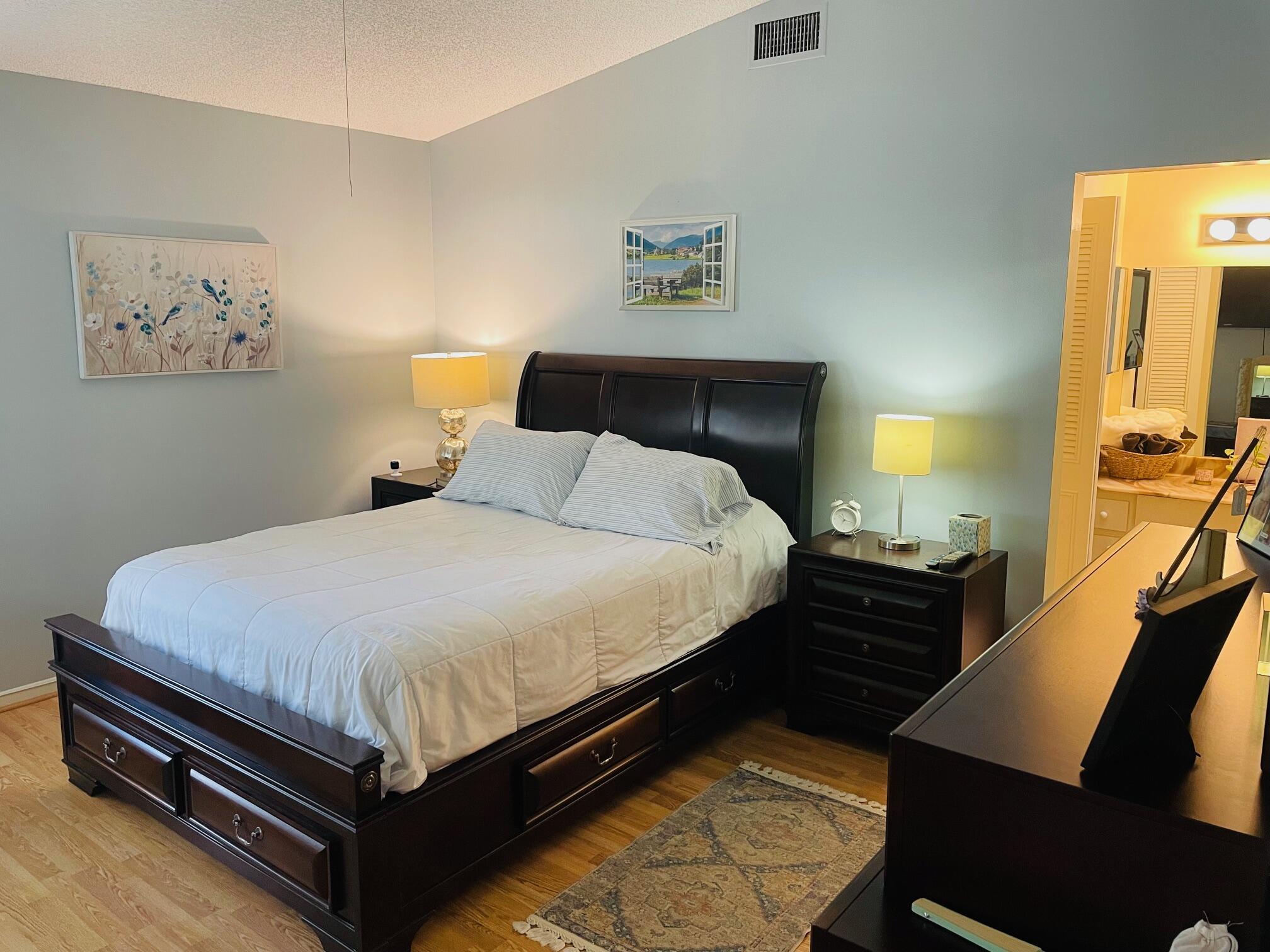 LUCERNE PARK CONDS 1, 1A, - Residential