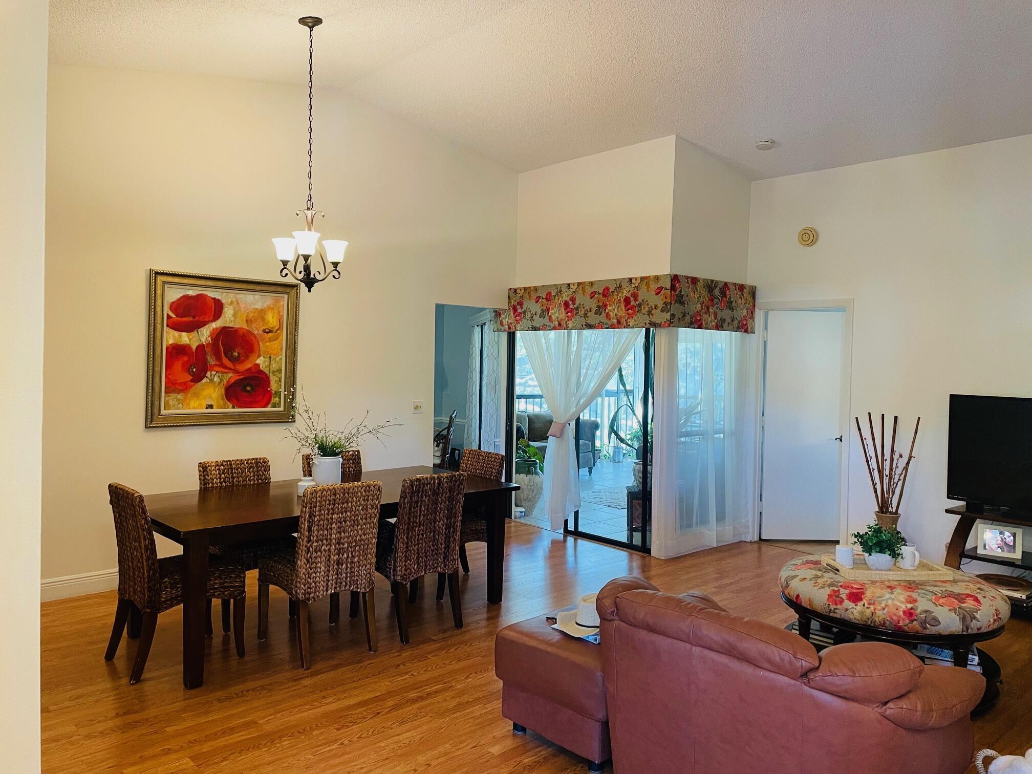 LUCERNE PARK CONDS 1, 1A, - Residential