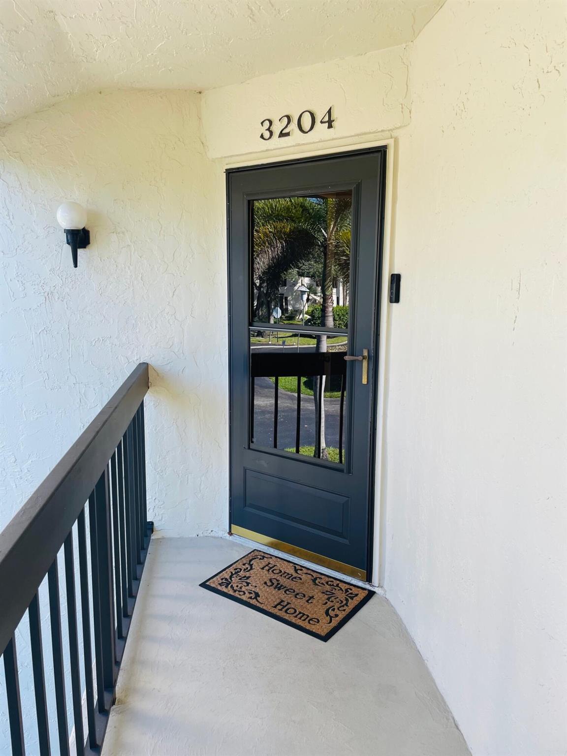 View photos, virtual tours, details... 3204 Perimeter Drive 3204