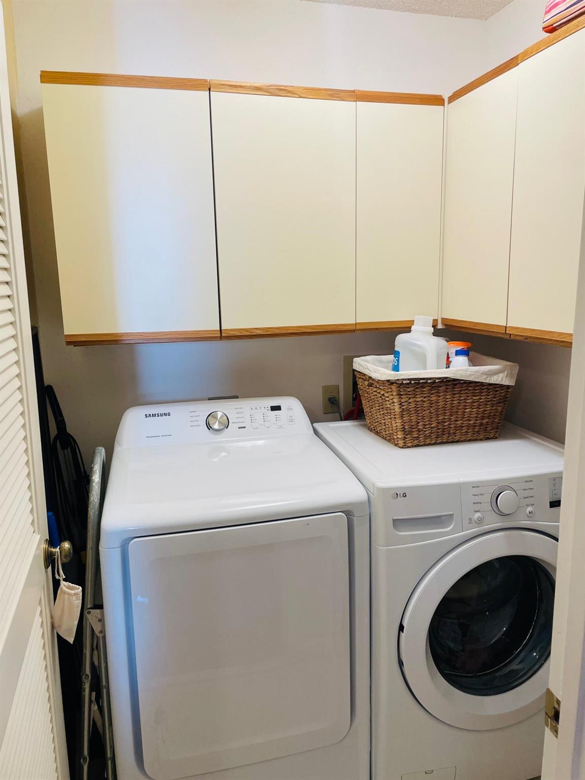 LUCERNE PARK CONDS 1, 1A, - Residential