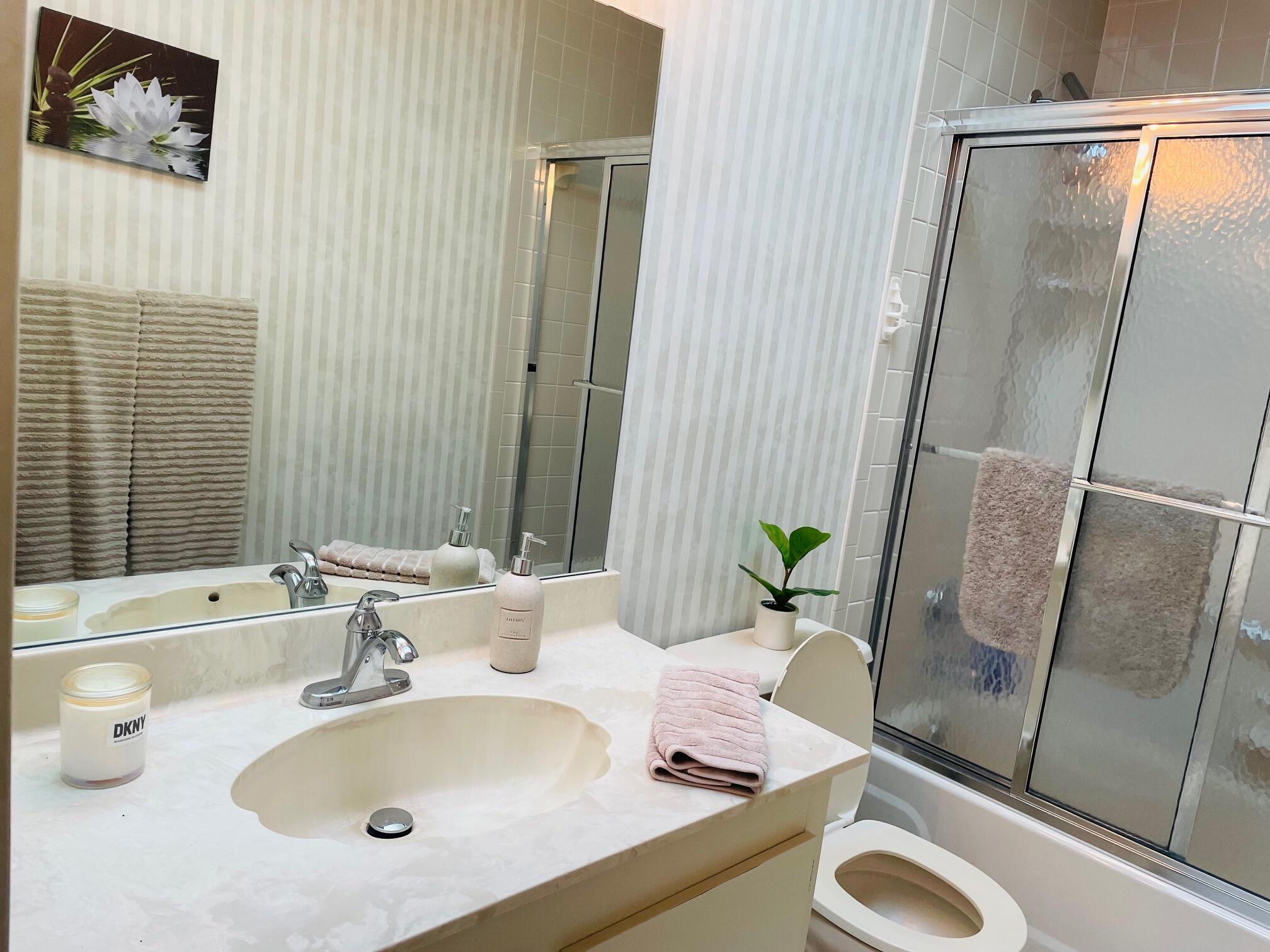 LUCERNE PARK CONDS 1, 1A, - Residential