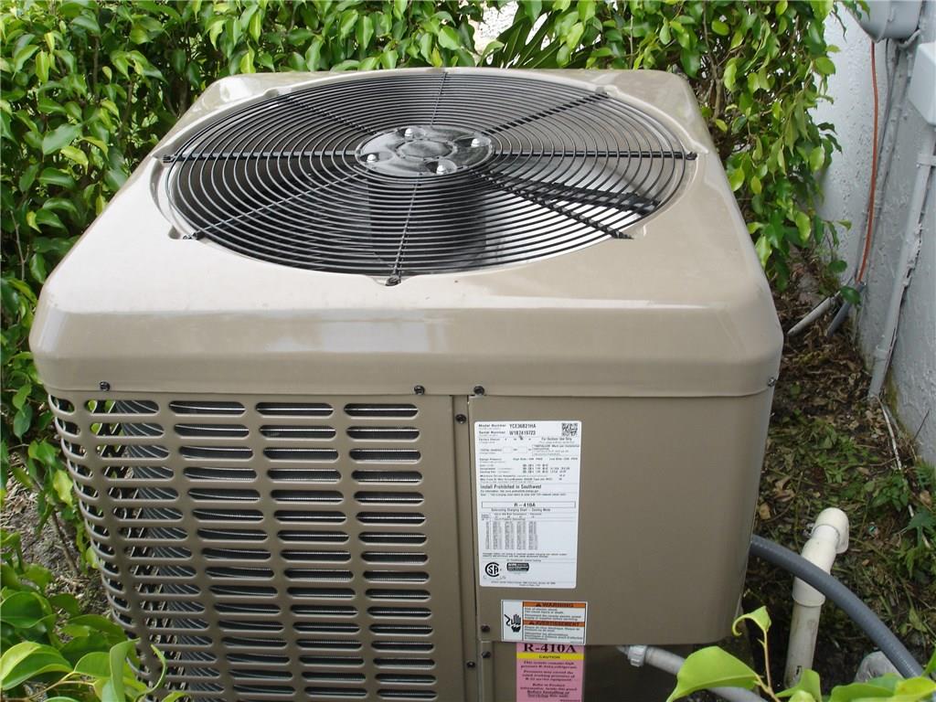 WATERFORD ISLE - Residential