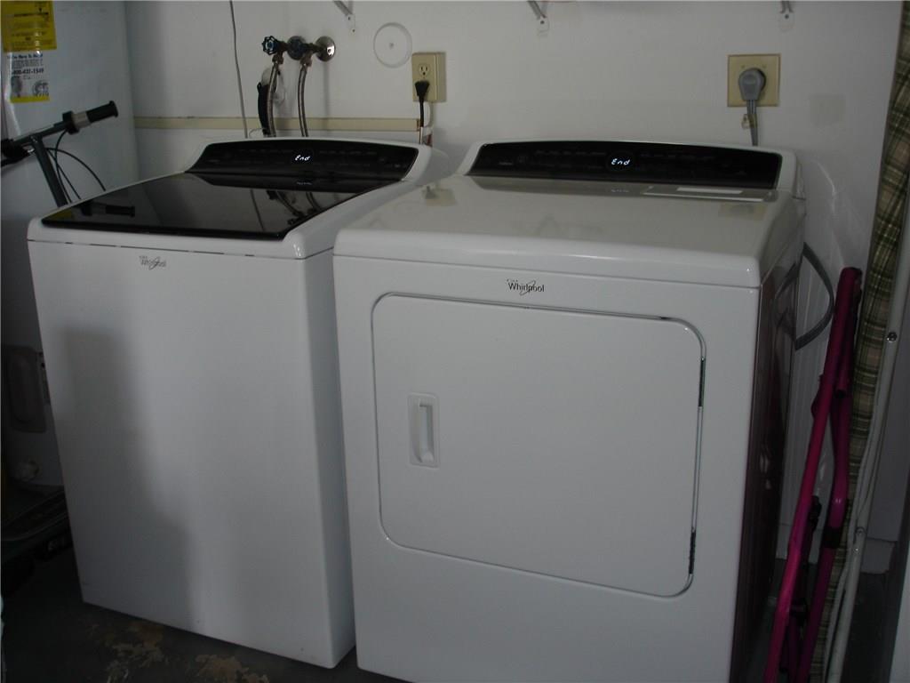 WATERFORD ISLE - Residential