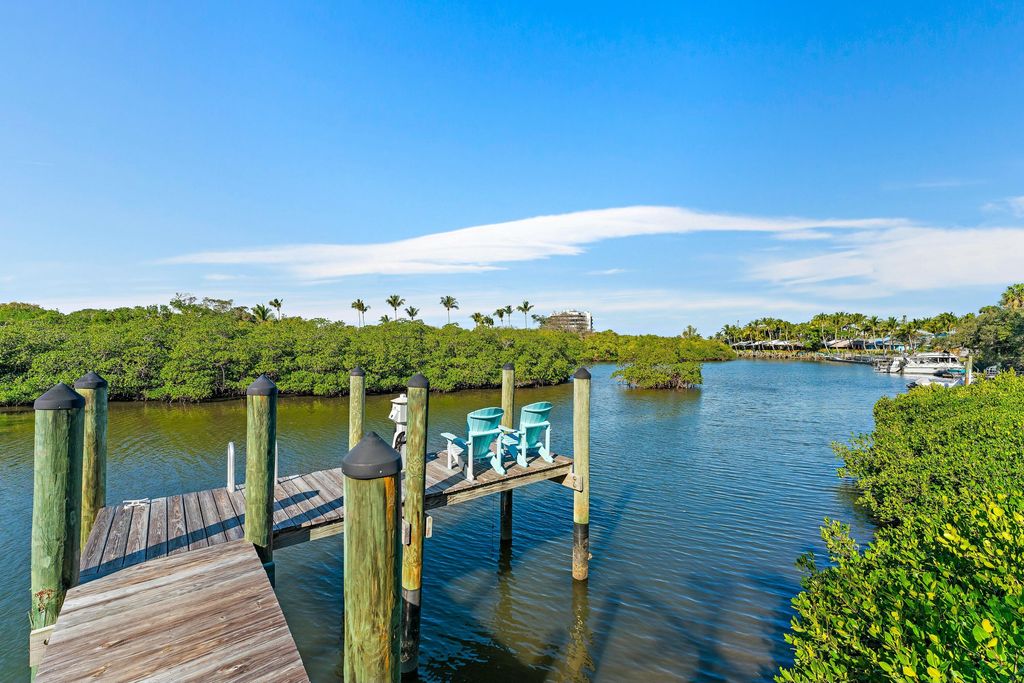 Photo of 310 Inlet Waters Circle, Jupiter, FL 33477 (MLS # R11048585)