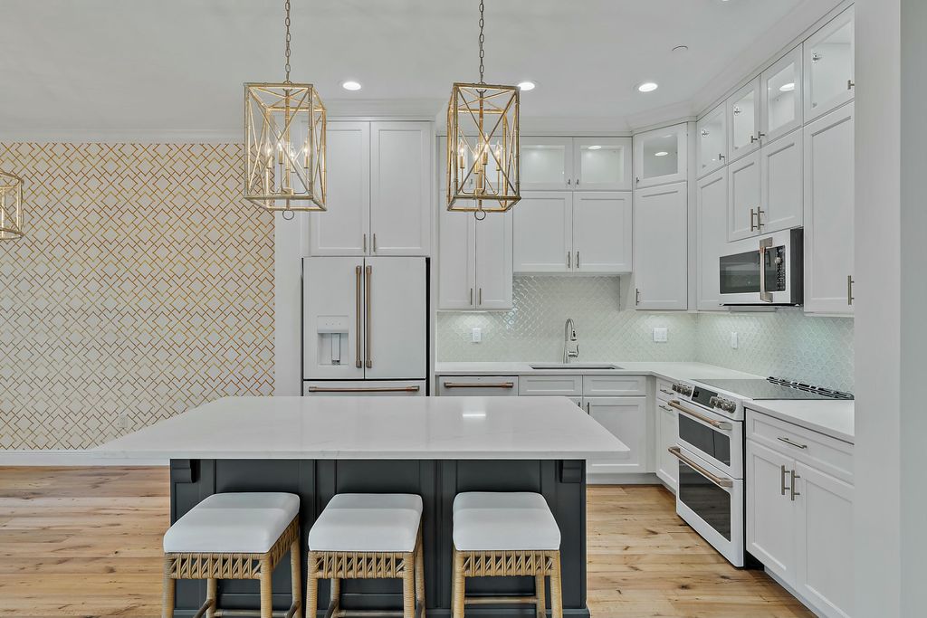 Photo of 310 Inlet Waters Circle, Jupiter, FL 33477 (MLS # R11048585)