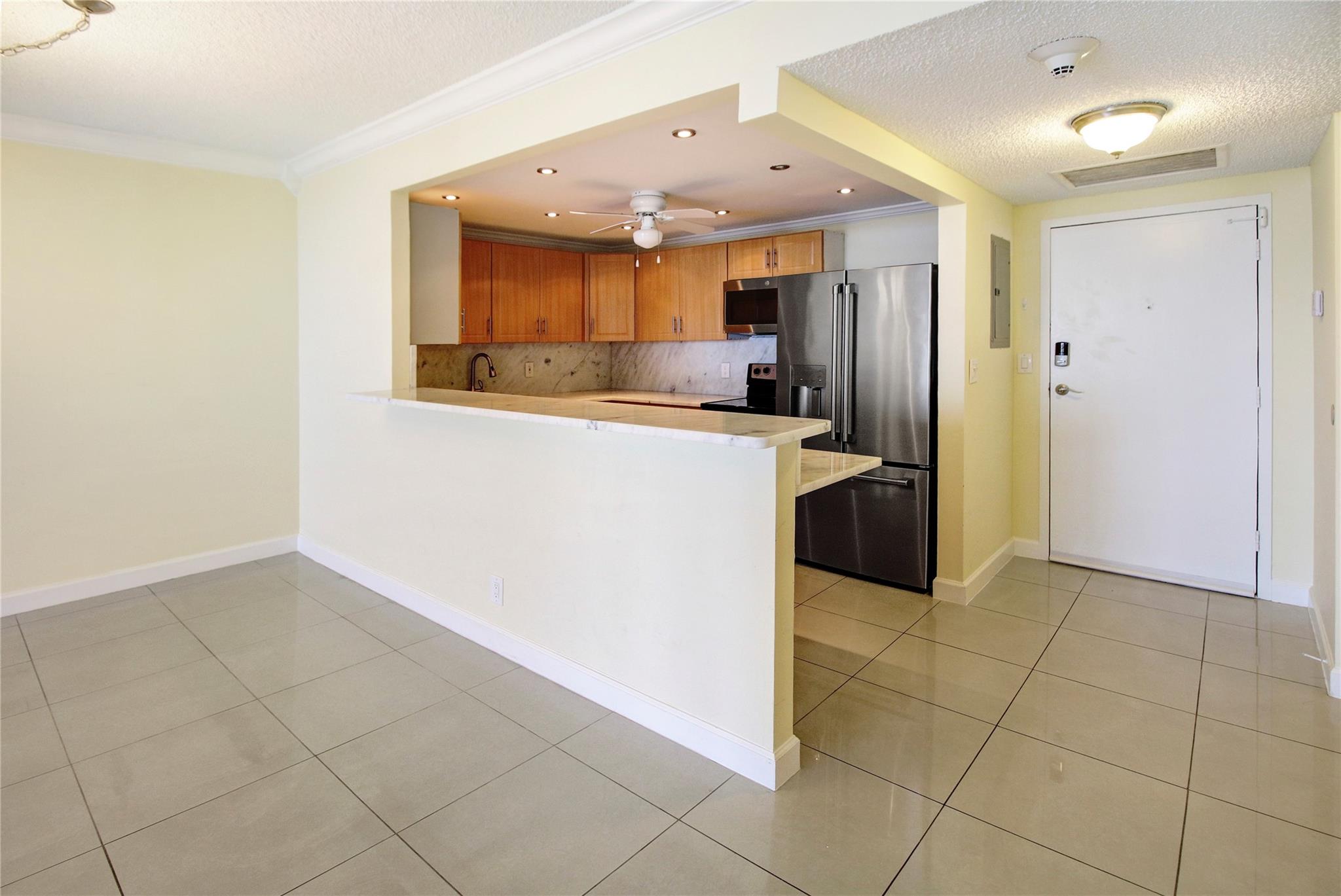 2500 Parkview Dr 1710