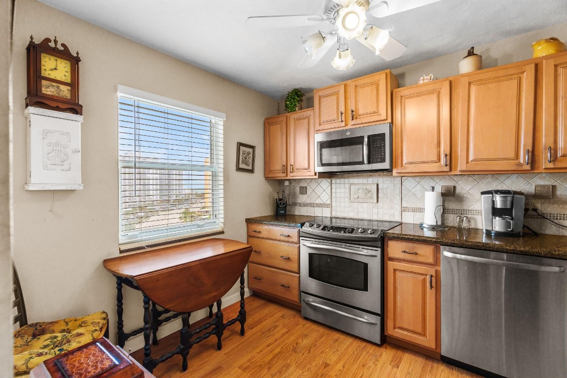 Granada House - Residential