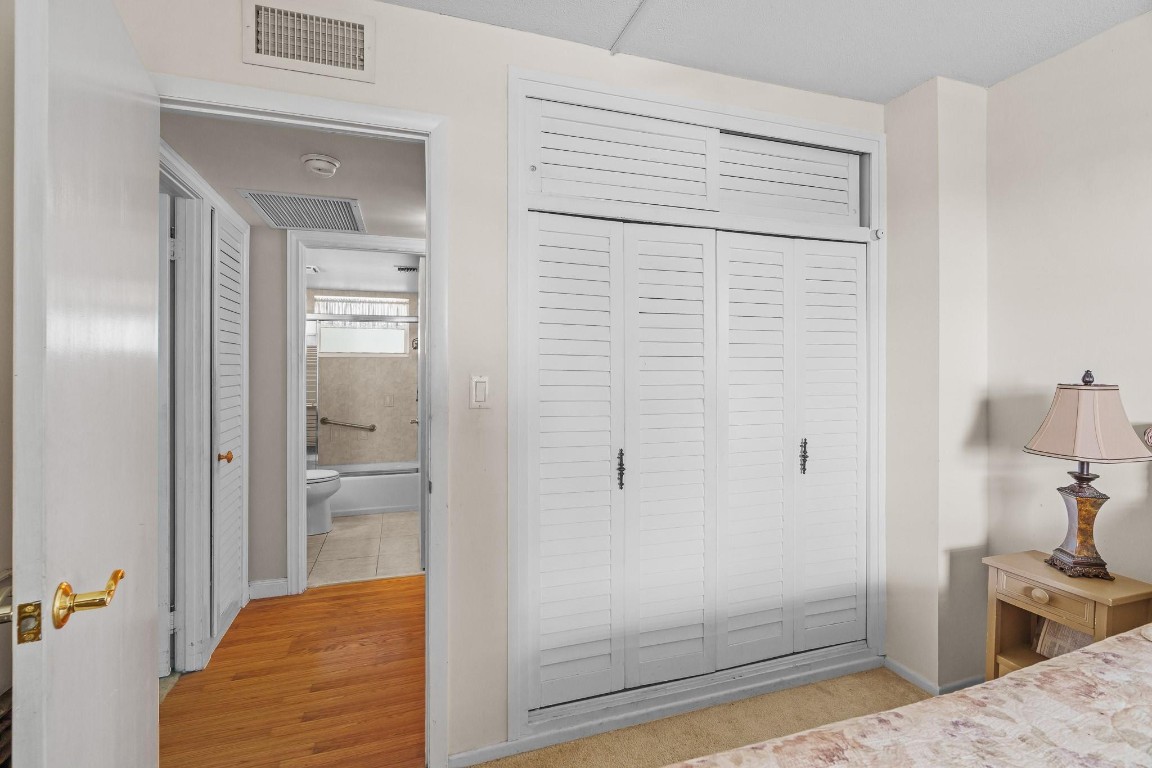 Granada House - Residential