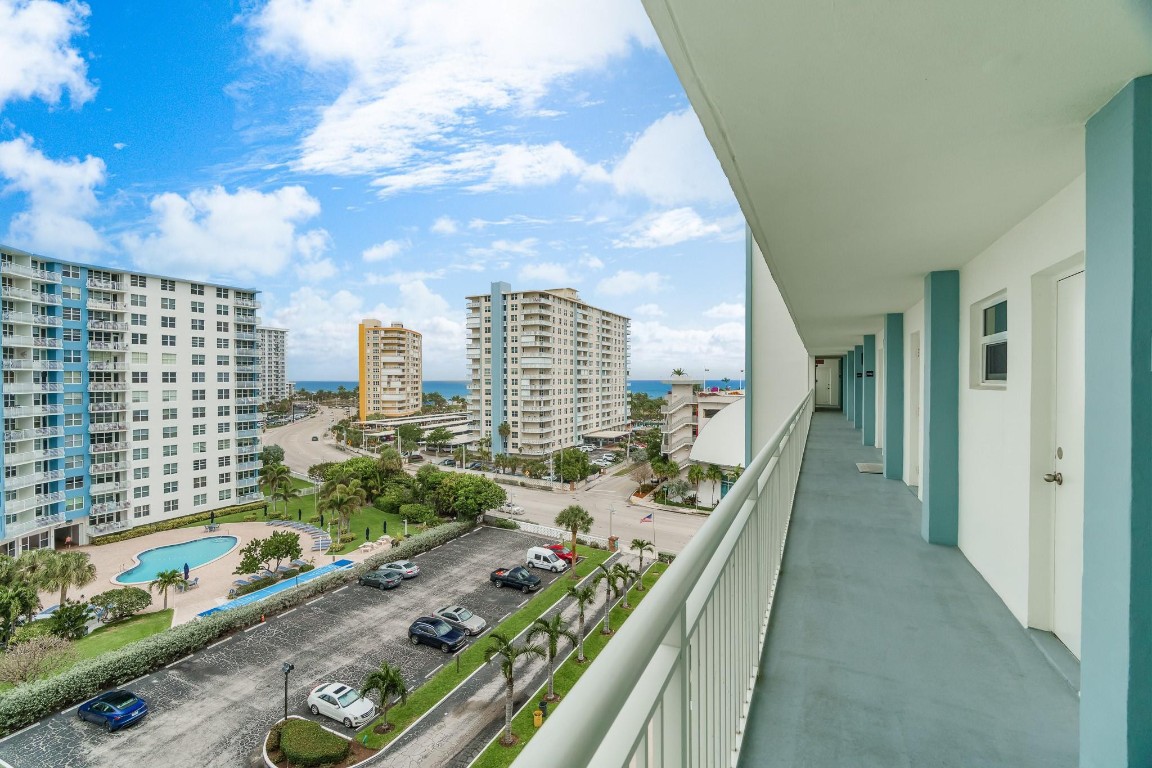 Granada House - Residential