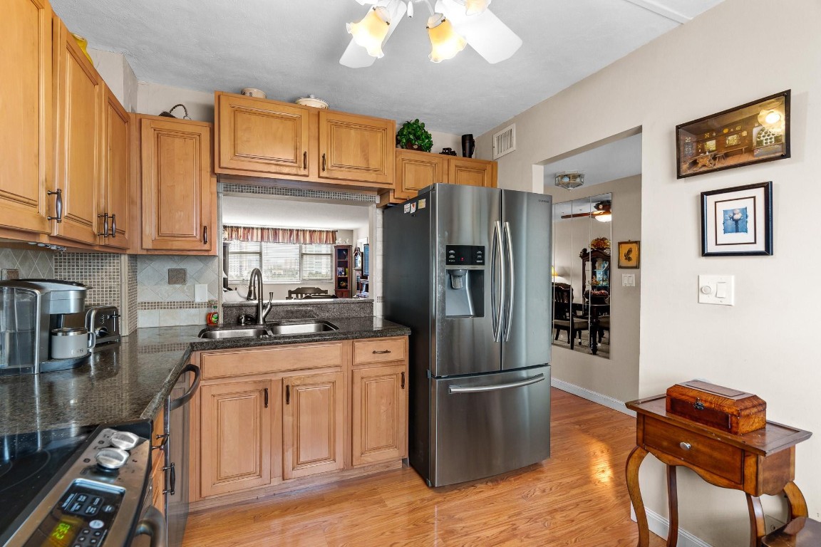 Granada House - Residential