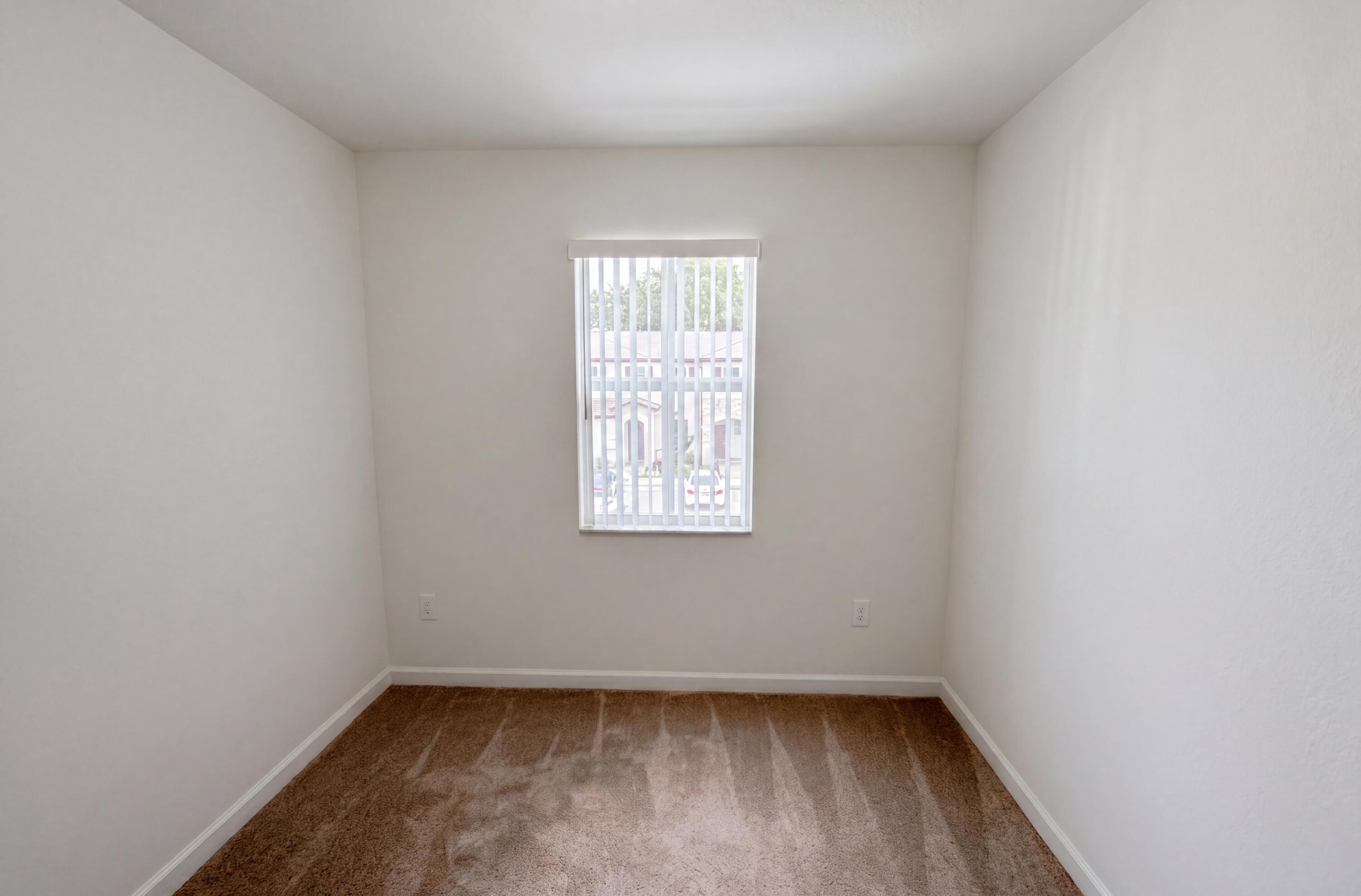 GOLF PARK SEC 1 - Residential Lease