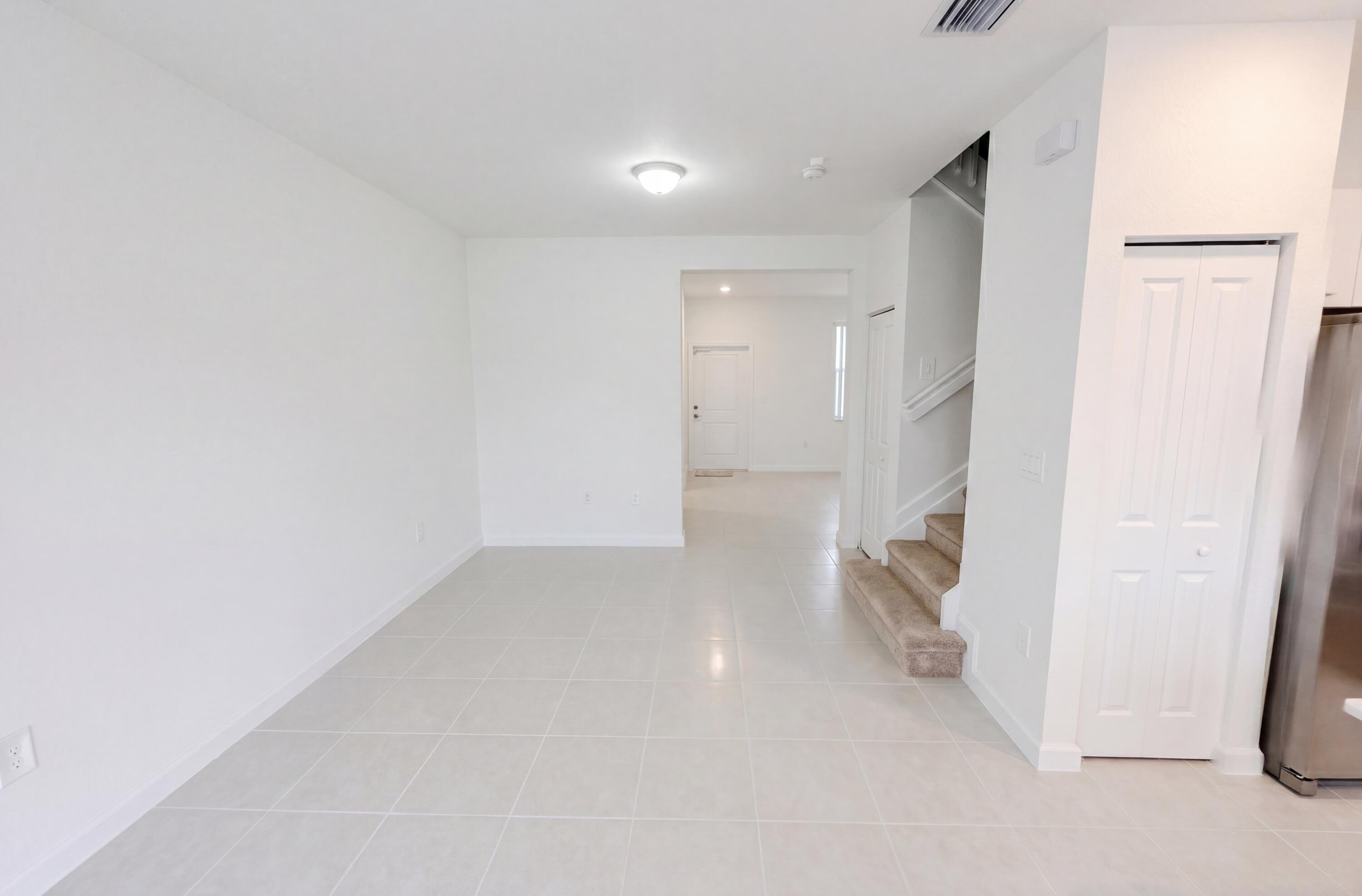GOLF PARK SEC 1 - Residential Lease