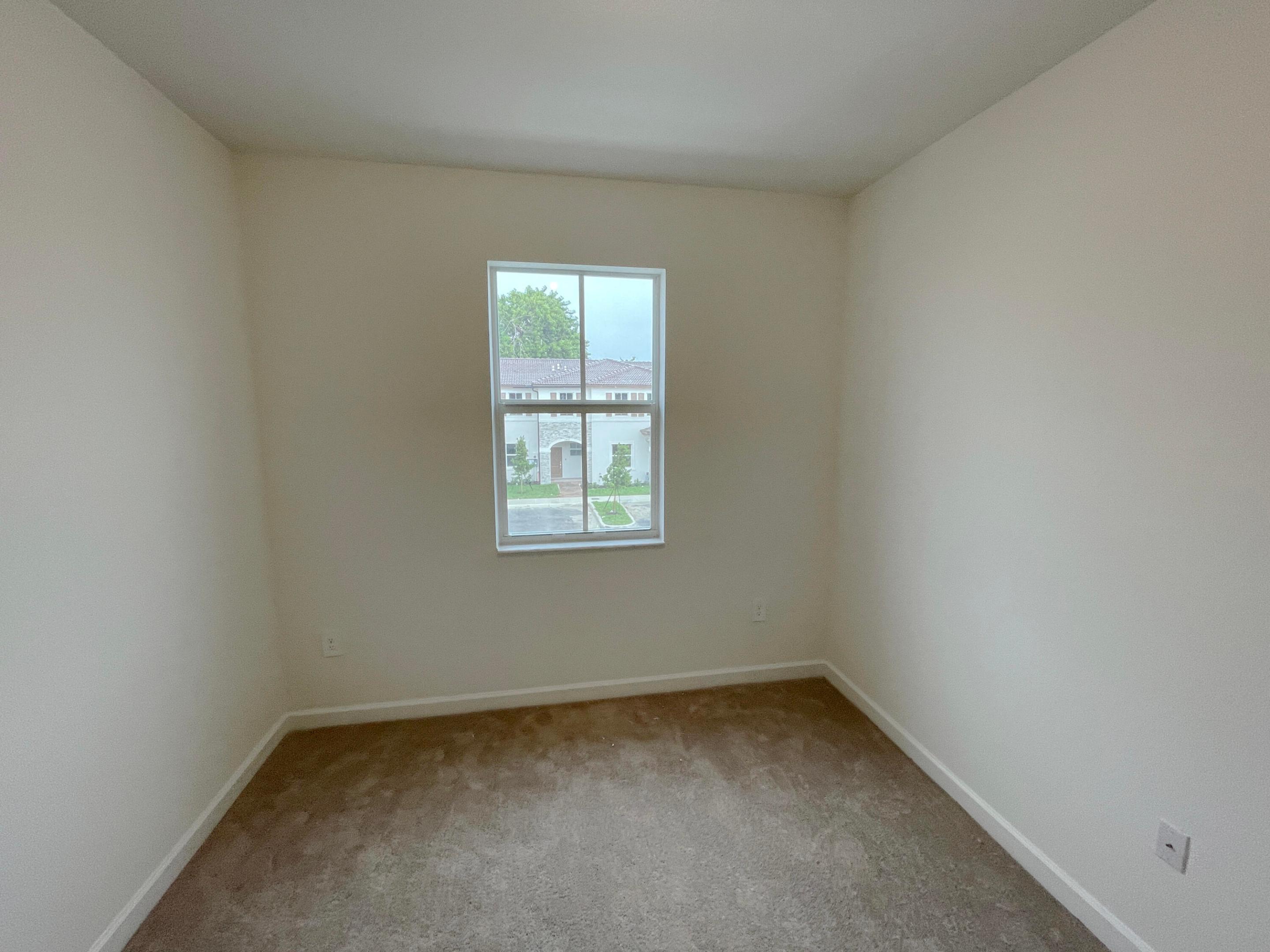 GOLF PARK SEC 1 - Residential Lease
