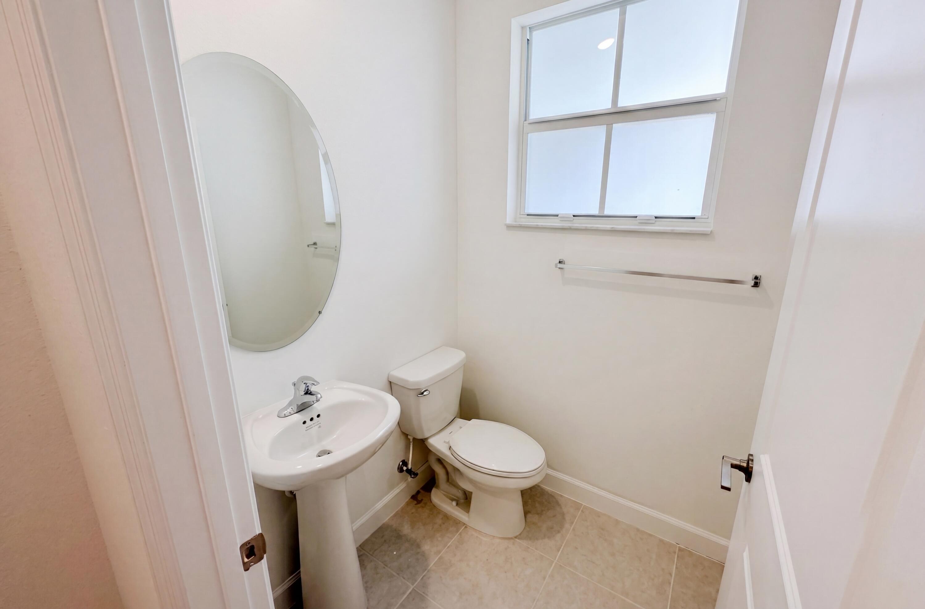 GOLF PARK SEC 1 - Residential Lease