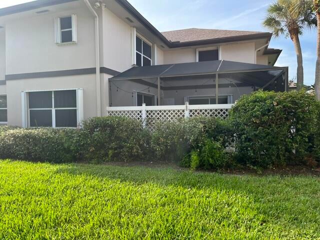 11 AMHERST Court D, Royal Palm Beach FL 33411