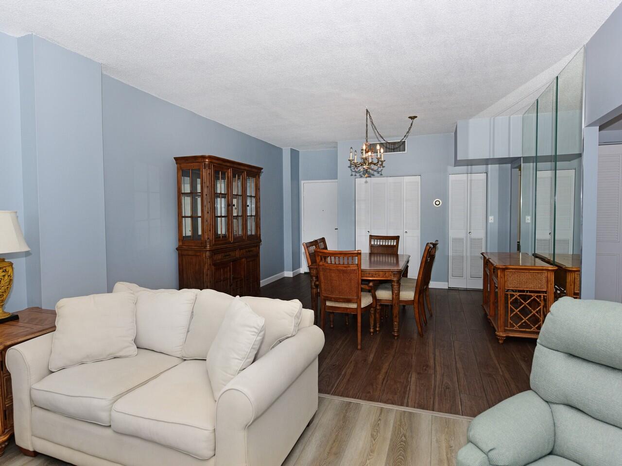 PATRICIAN OF PALM BEACH CONDO - Residential