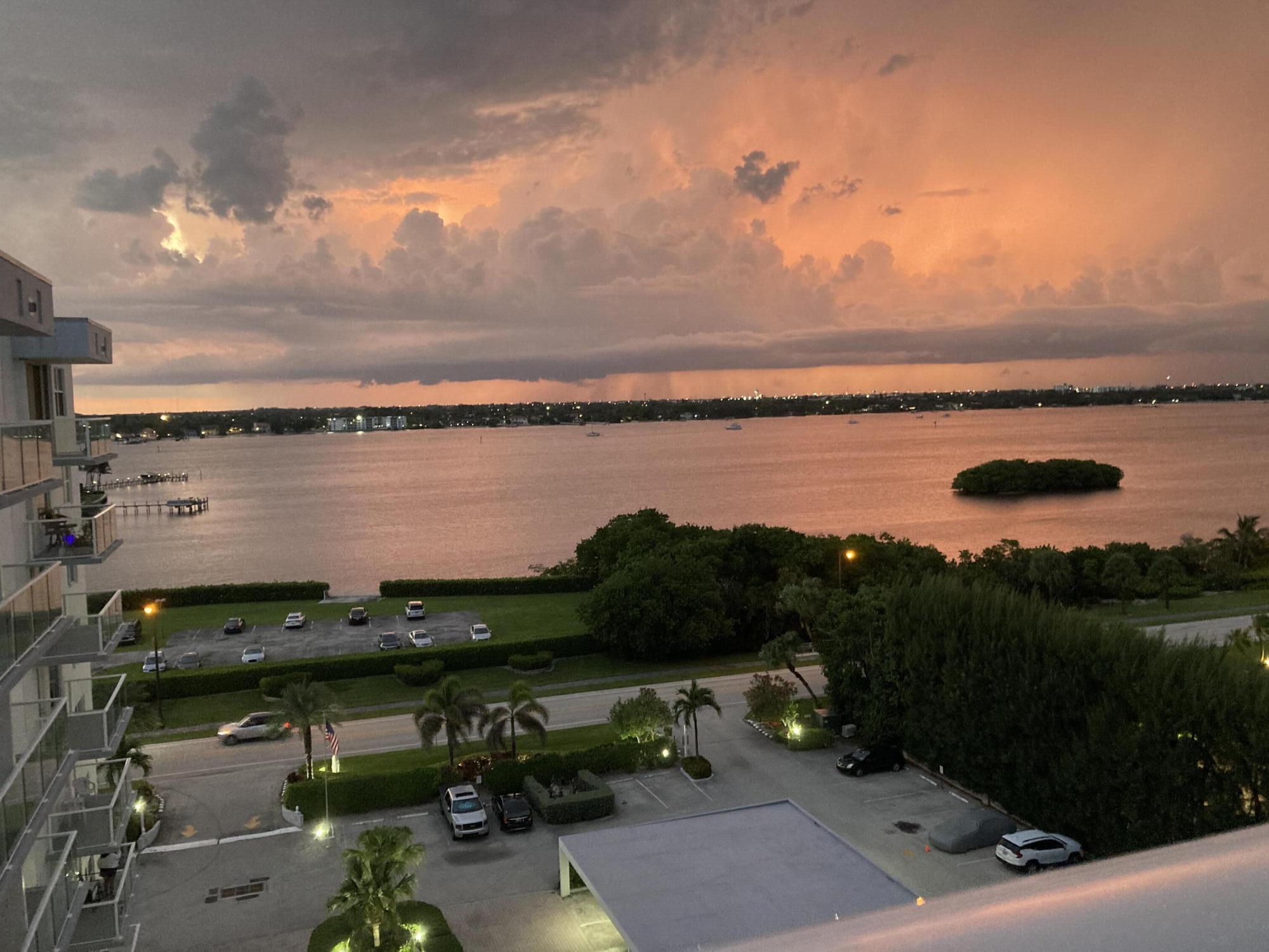 PATRICIAN OF PALM BEACH CONDO - Residential