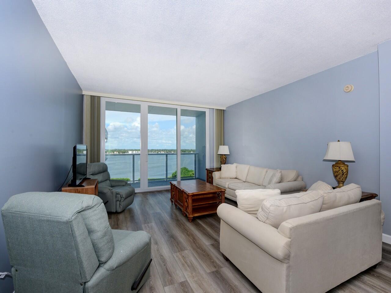 PATRICIAN OF PALM BEACH CONDO - Residential