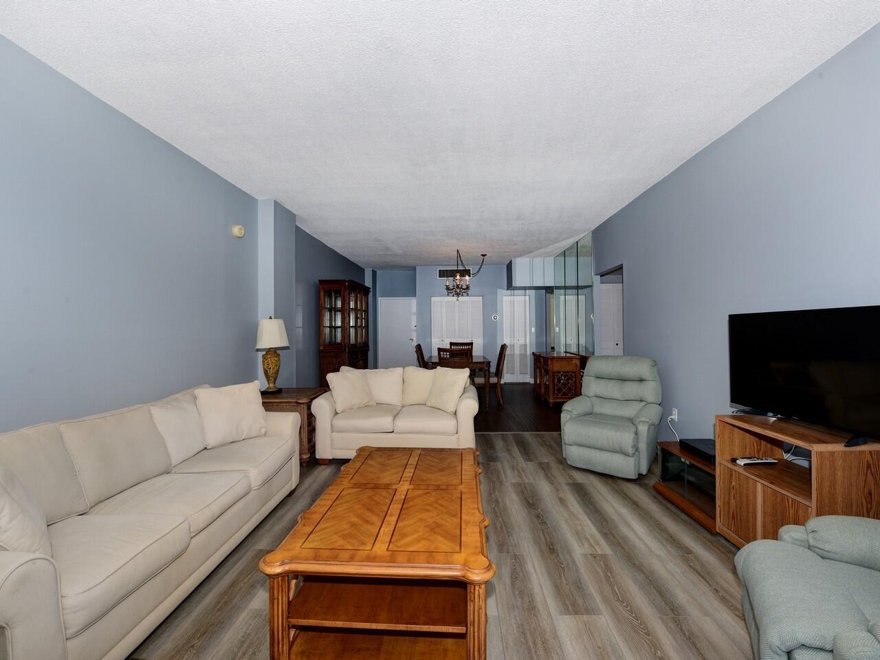 PATRICIAN OF PALM BEACH CONDO - Residential