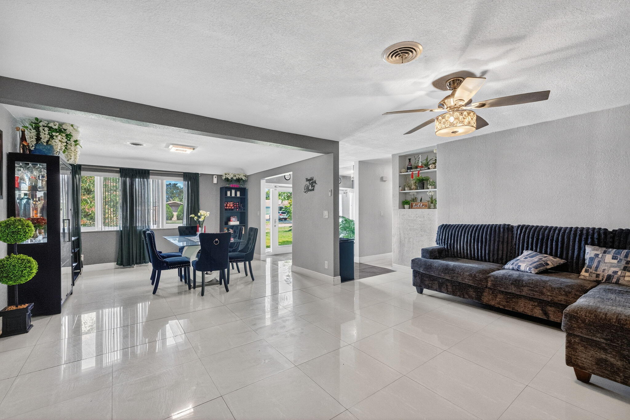 PLANTATION GARDENS SEC 5 - Residential