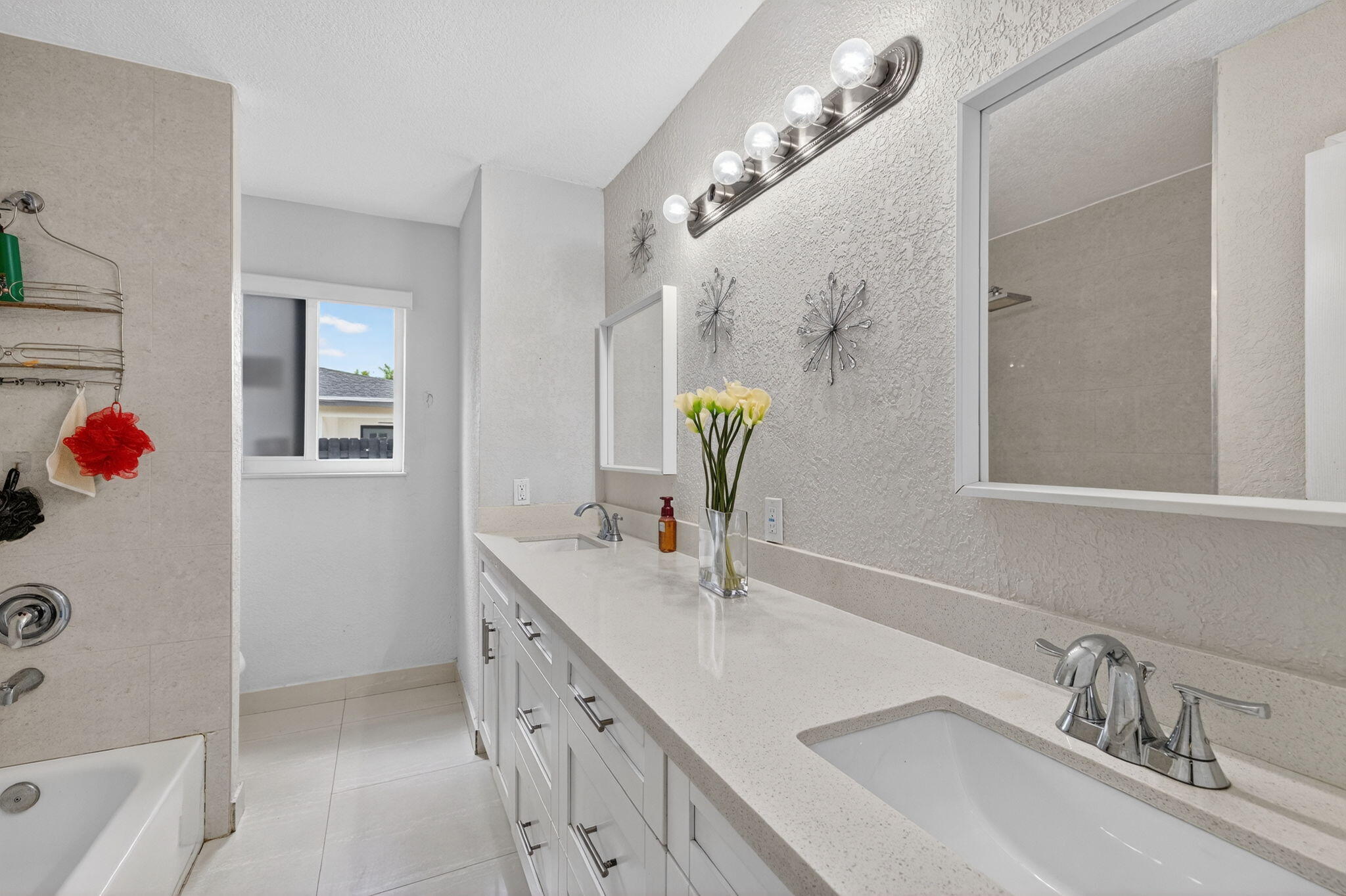 PLANTATION GARDENS SEC 5 - Residential