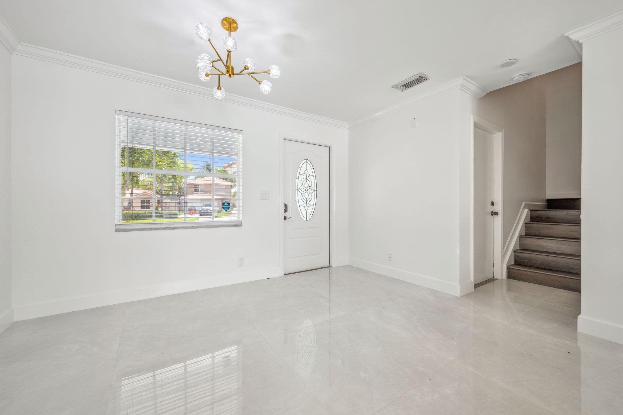 3460 Commodore Court