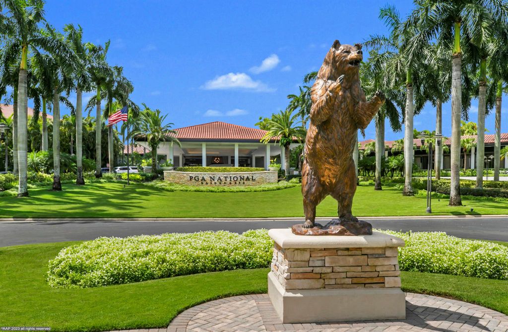 Photo of 23 Lexington Lane W #D, Palm Beach Gardens, FL 33418 (MLS # R10900573)