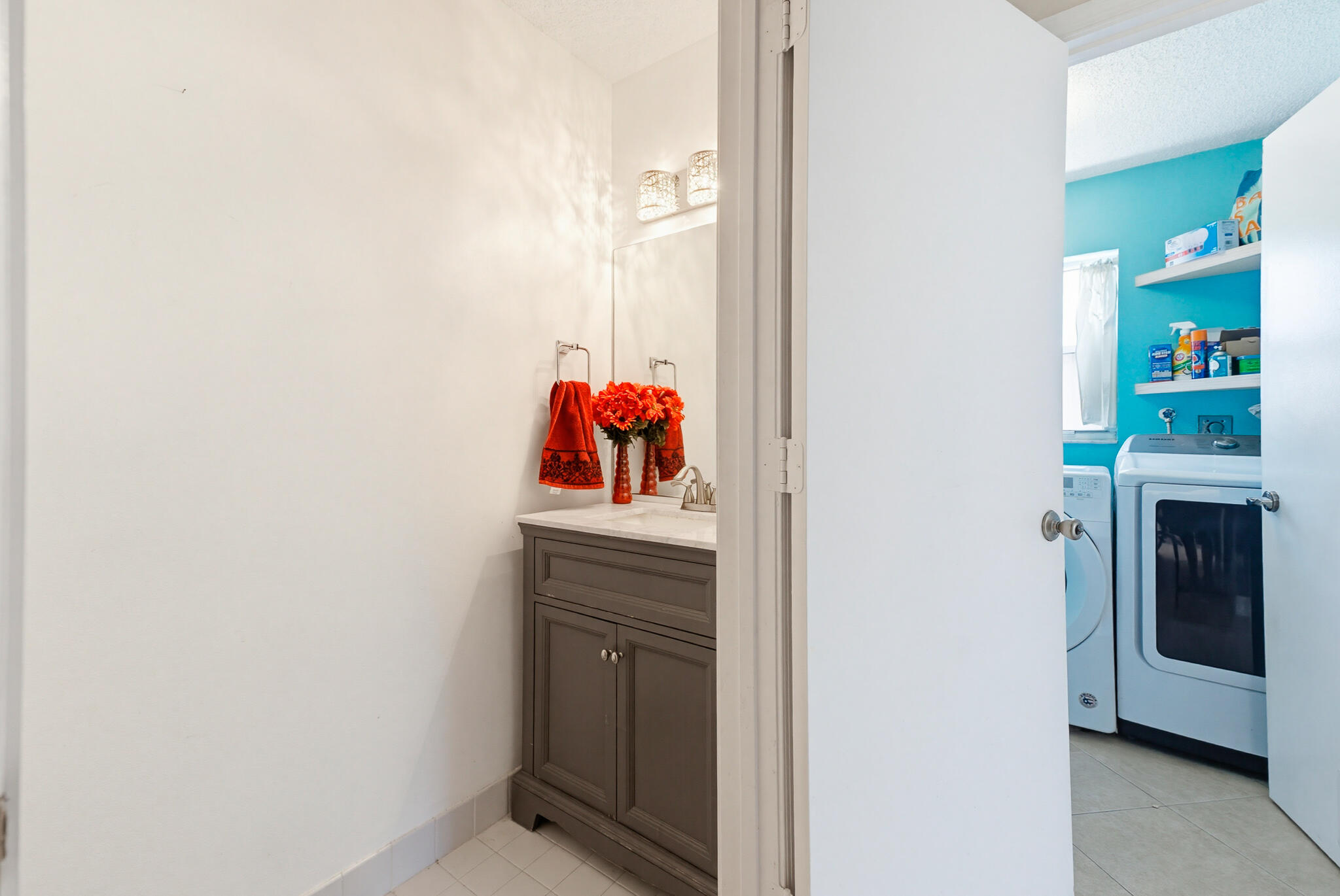 RAINBOW LAKES TR B PH 1 - Residential