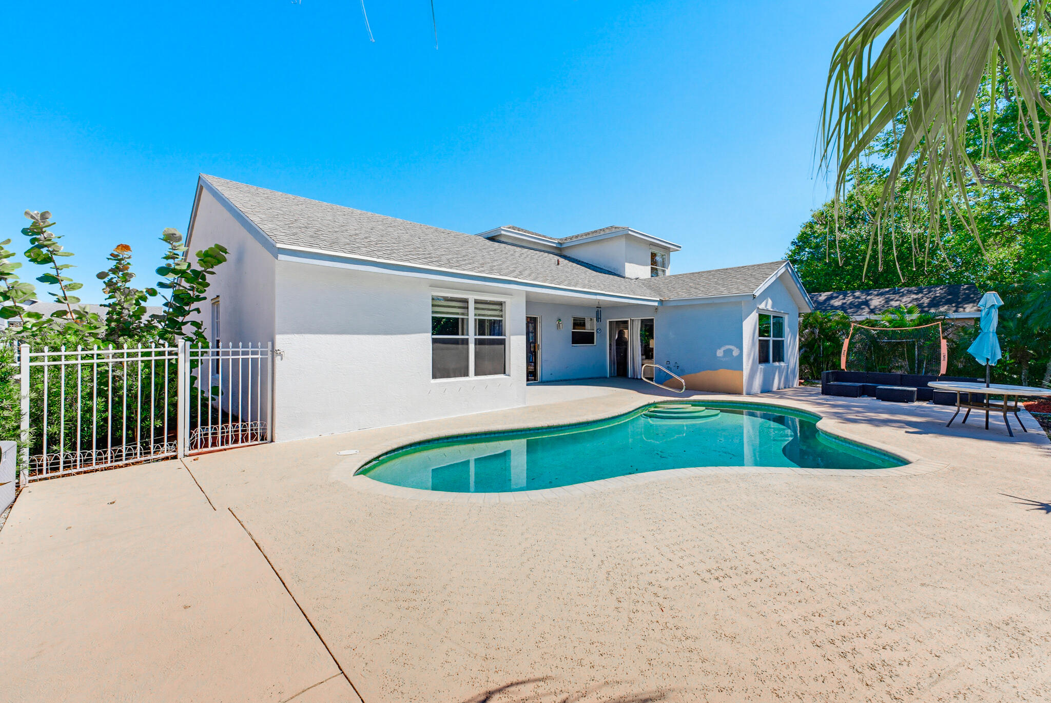 RAINBOW LAKES TR B PH 1 - Residential