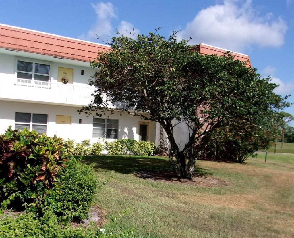Photo of 1225 NW 21st Street #1701, Stuart, FL 34994 (MLS # R10798843)