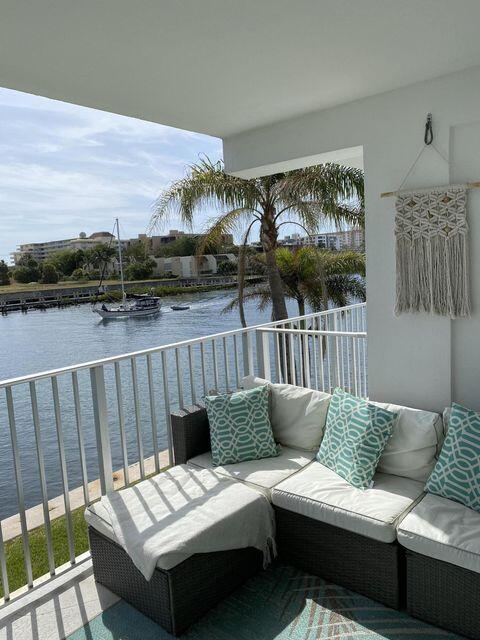 1536 SE 15th Court 202