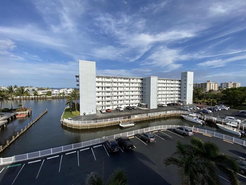 1536 SE 15th Court 202