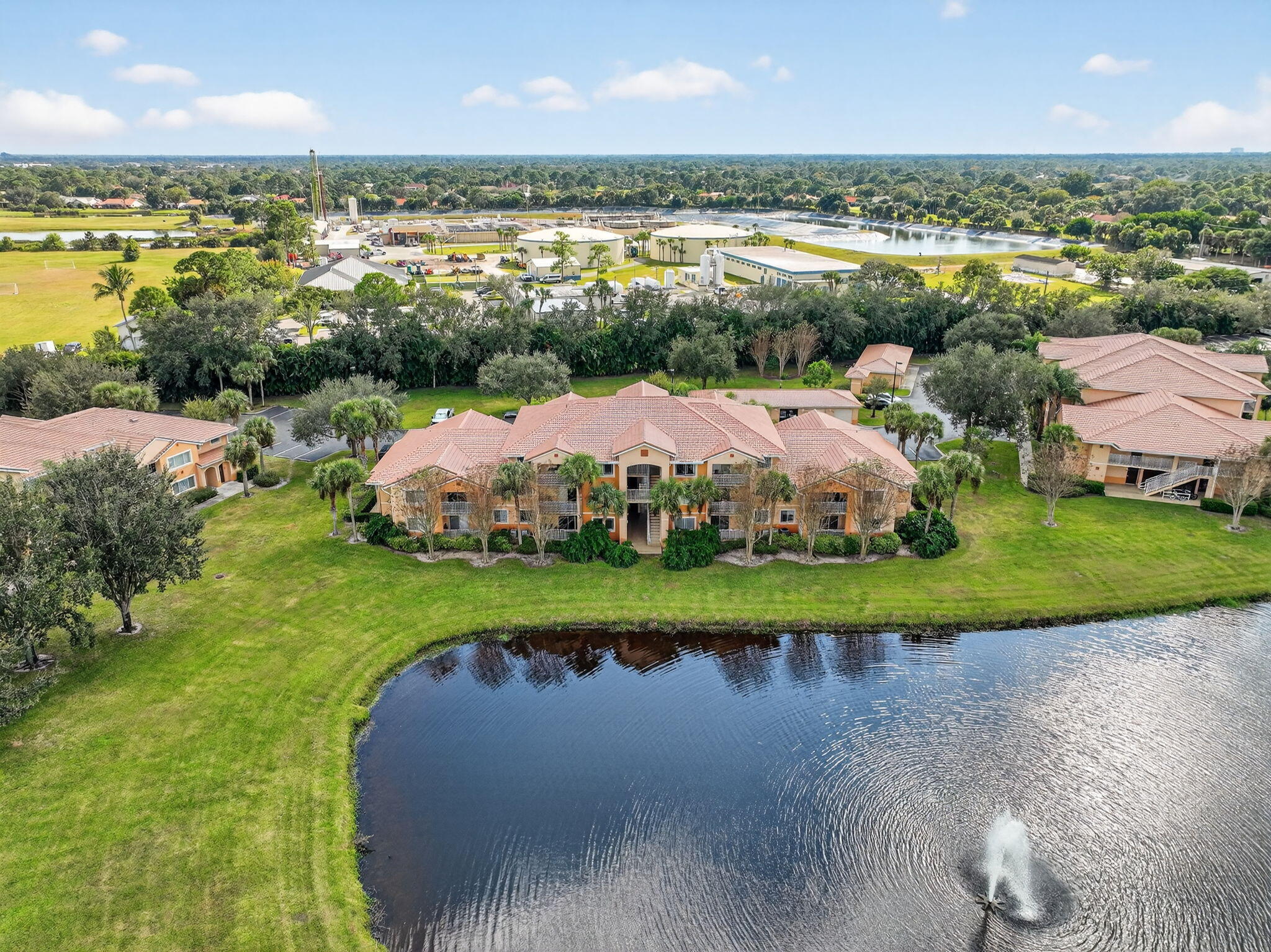THE CLUB AT ST LUCIE WEST, A CONDOMINIUM - Residential Lease