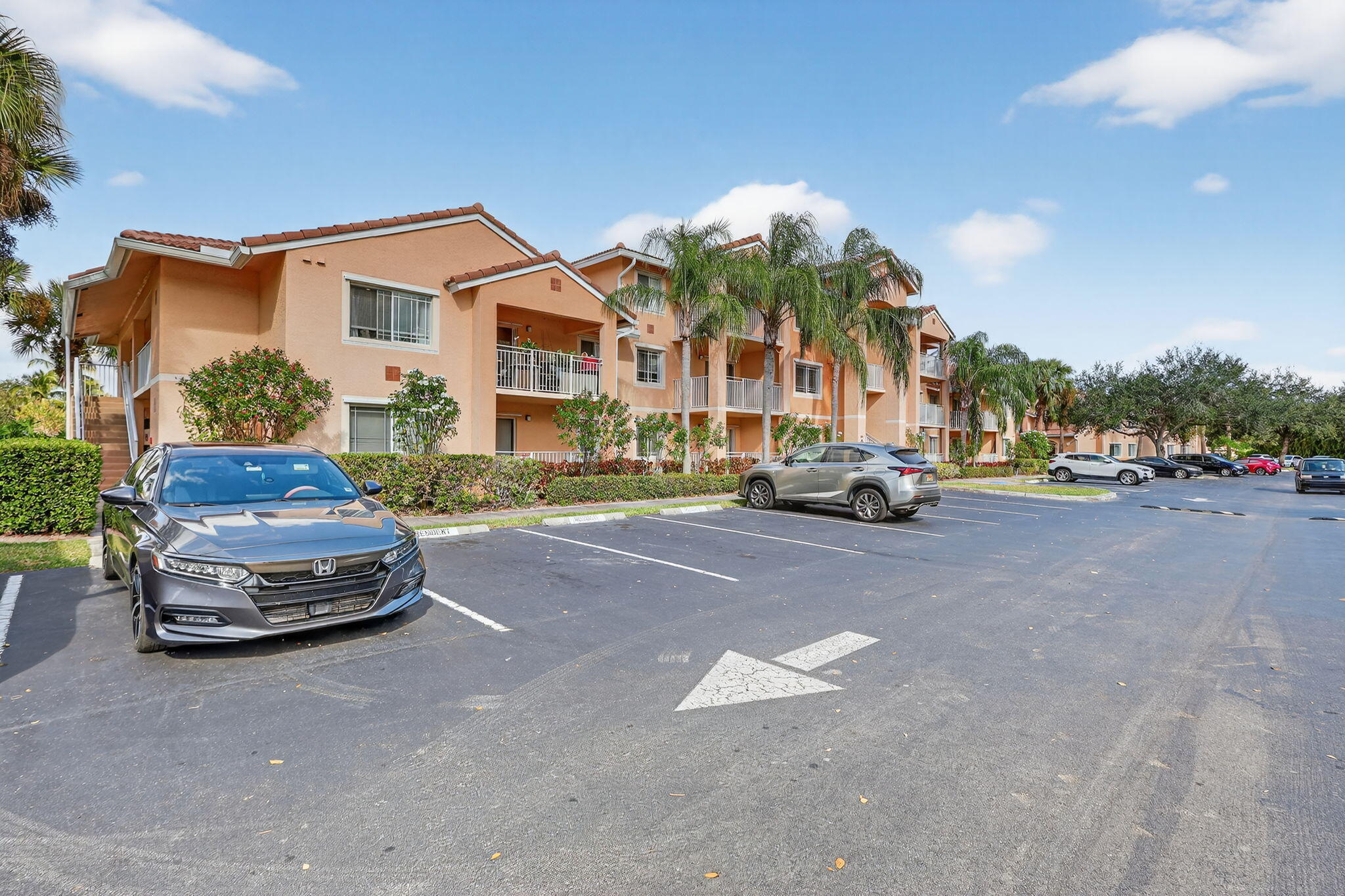 THE CLUB AT ST LUCIE WEST, A CONDOMINIUM - Residential Lease