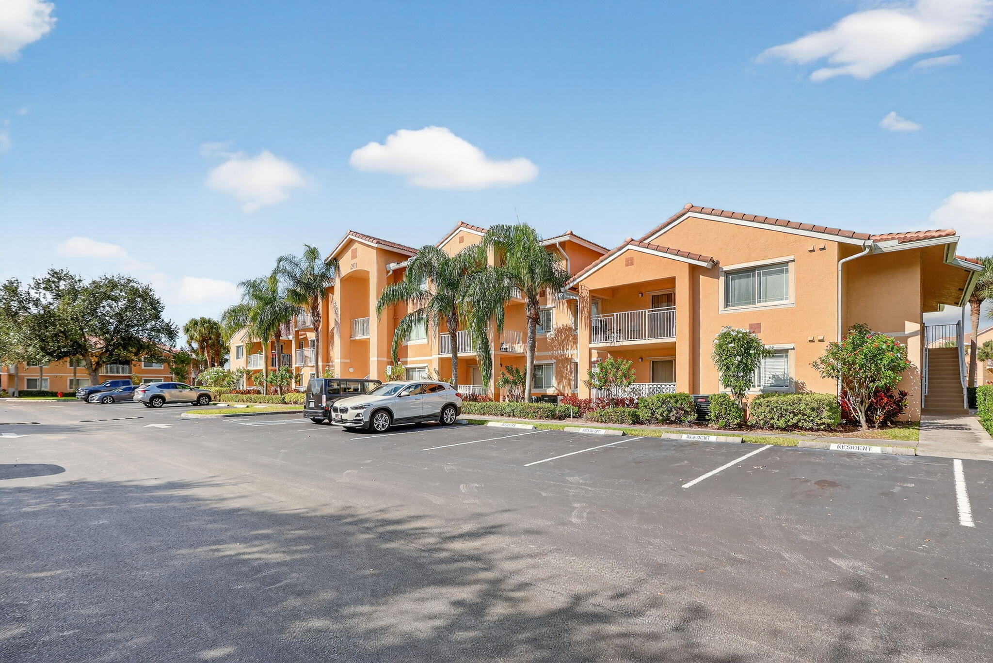 THE CLUB AT ST LUCIE WEST, A CONDOMINIUM - Residential Lease